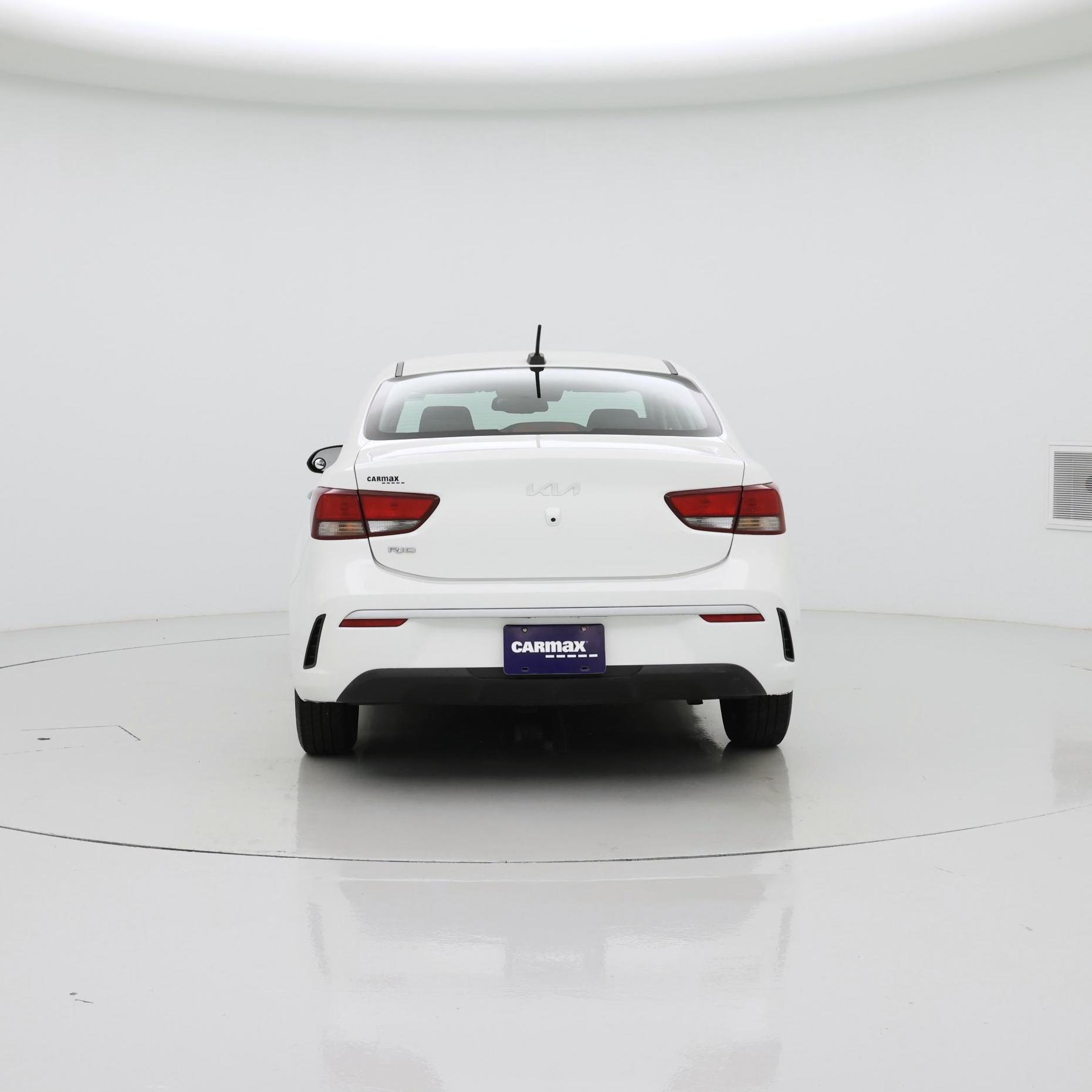 Thumbnail: 2023 Kia Rio - 6