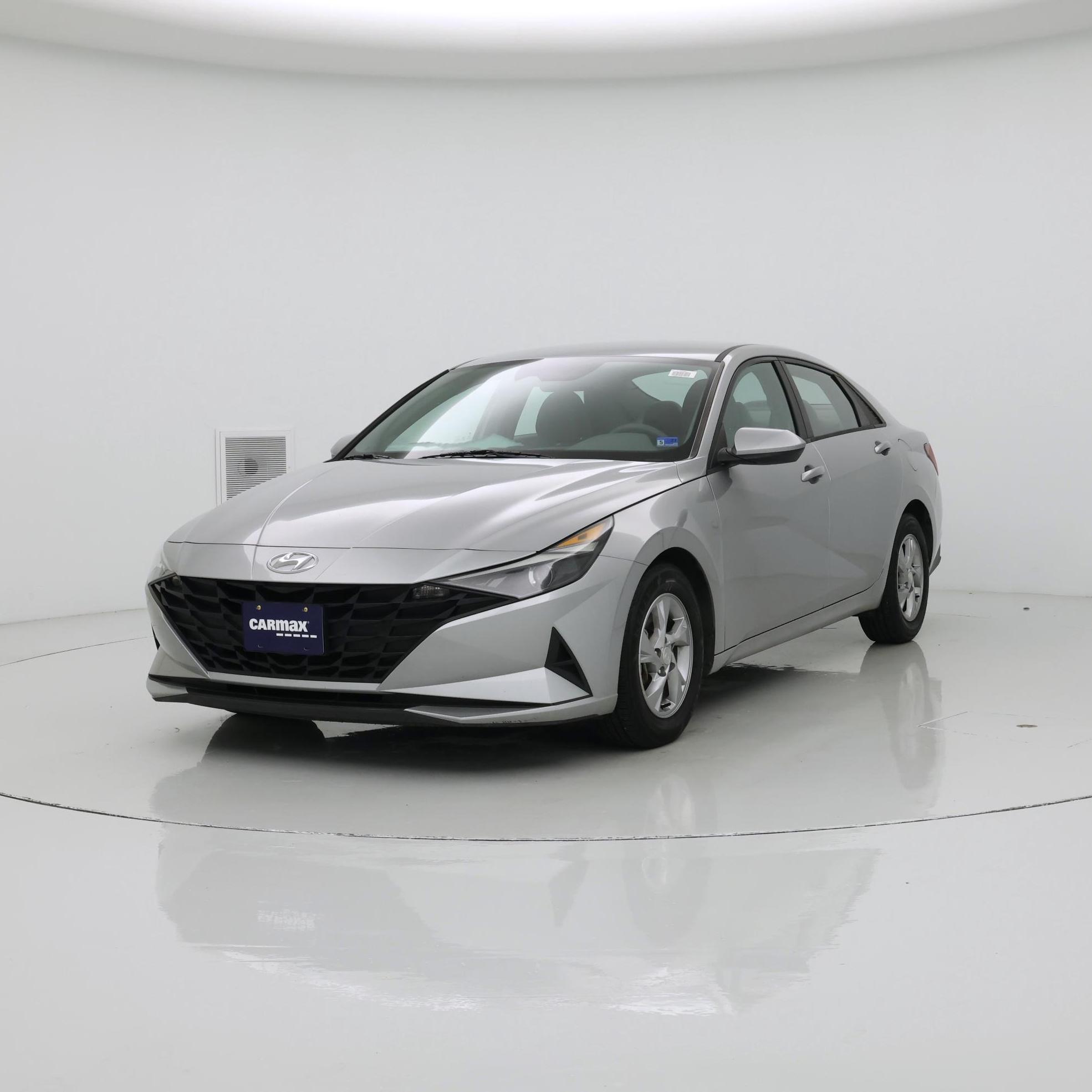 Thumbnail: 2021 Hyundai Elantra - 4