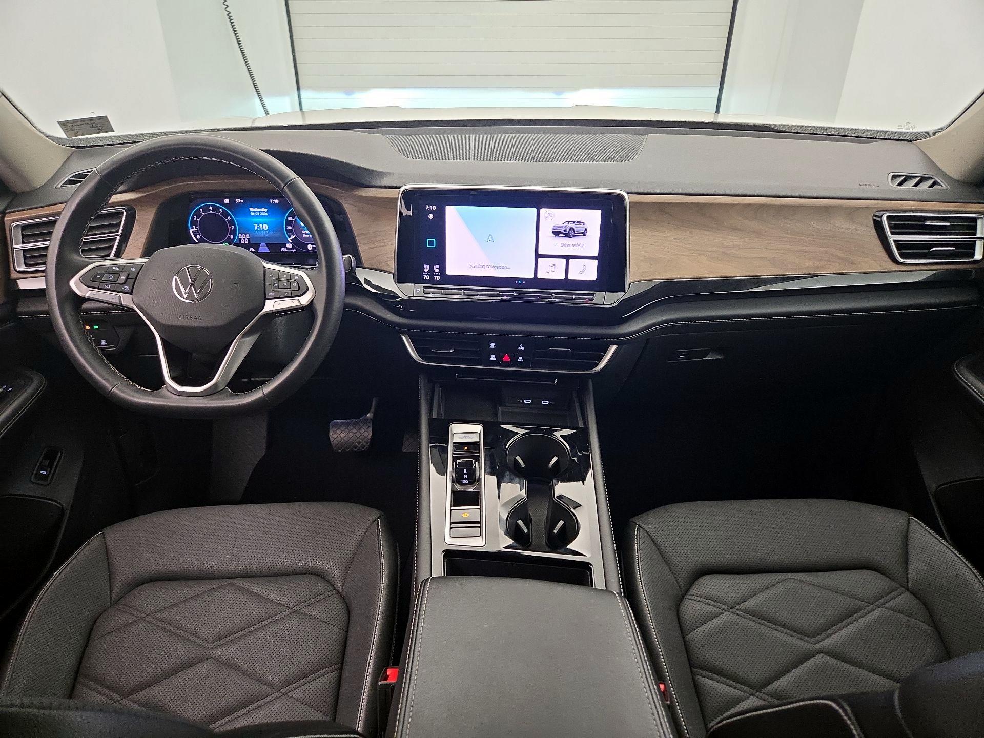 Thumbnail: 2024 Volkswagen Atlas - 9
