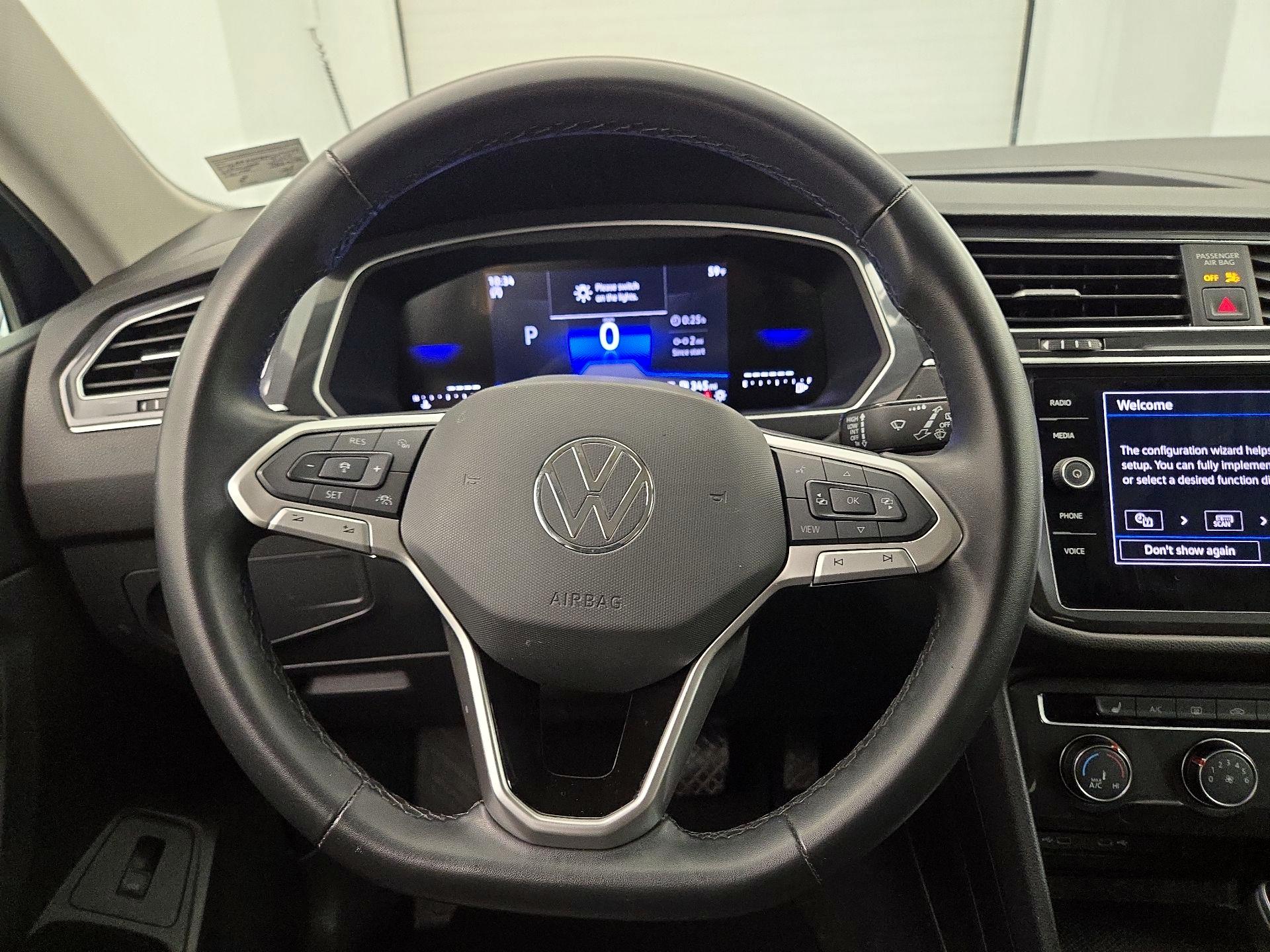 Thumbnail: 2024 Volkswagen Tiguan - 10