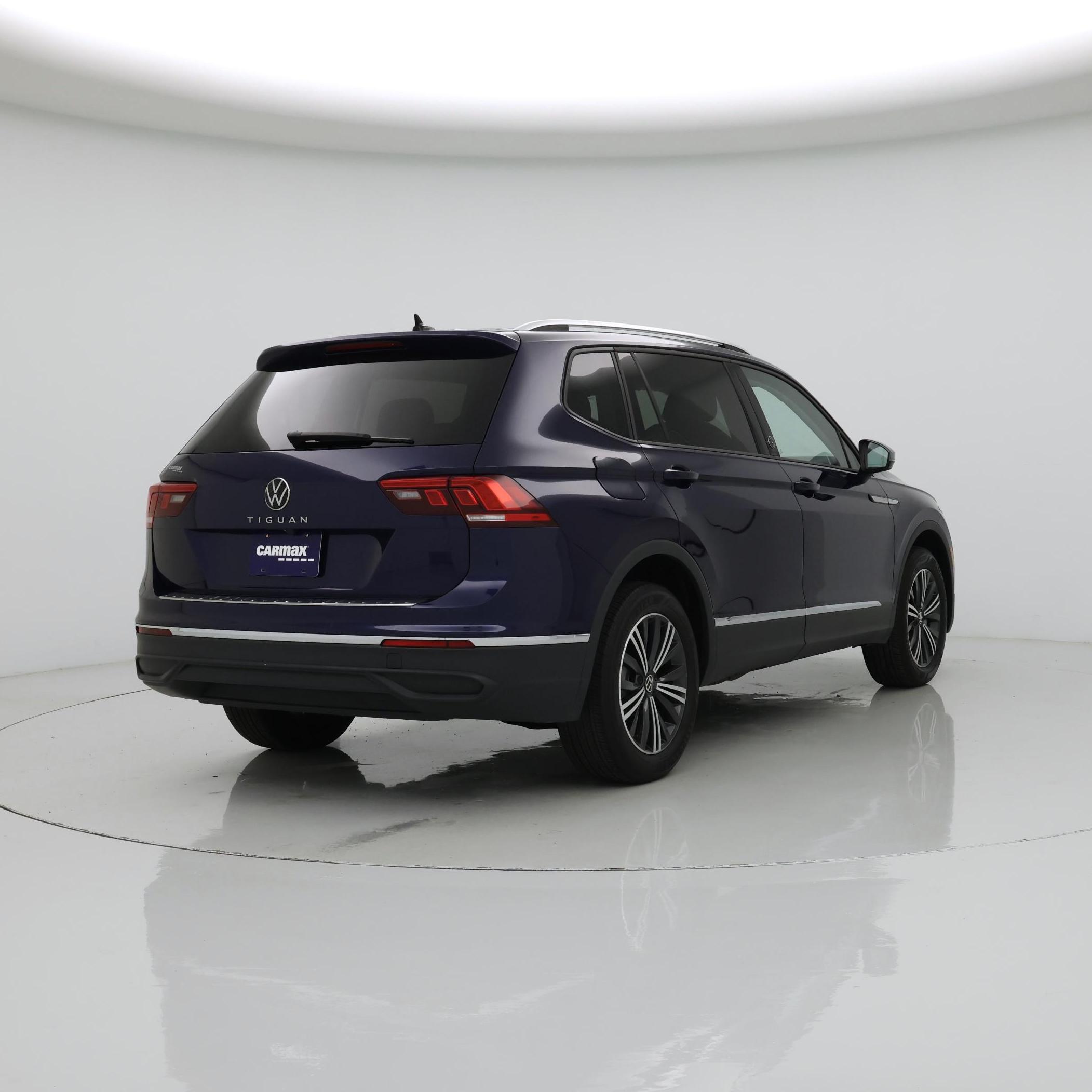 Thumbnail: 2024 Volkswagen Tiguan - 8