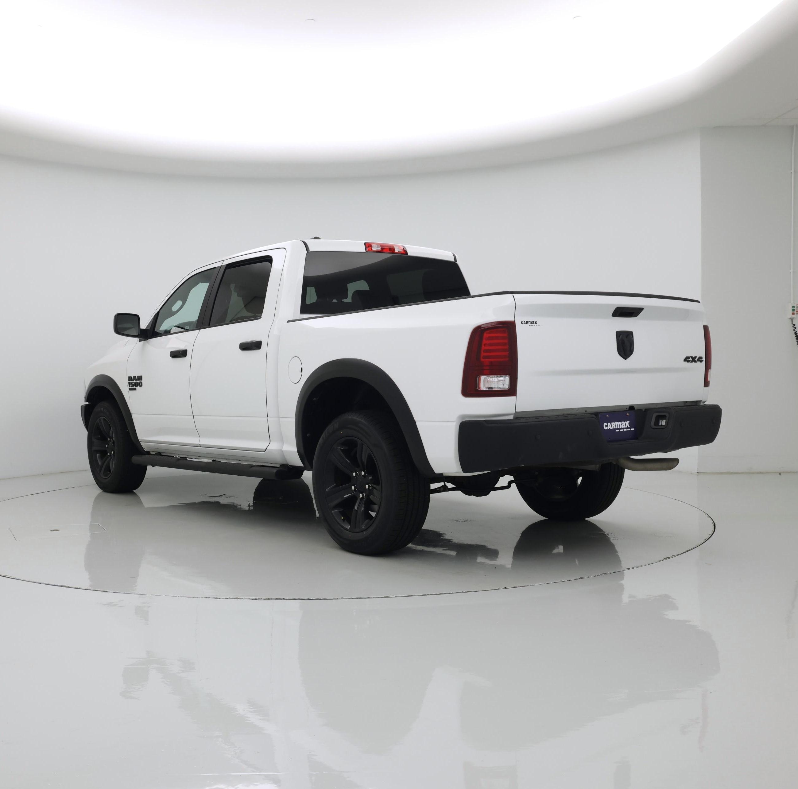 Thumbnail: 2023 RAM 1500 Classic - 2