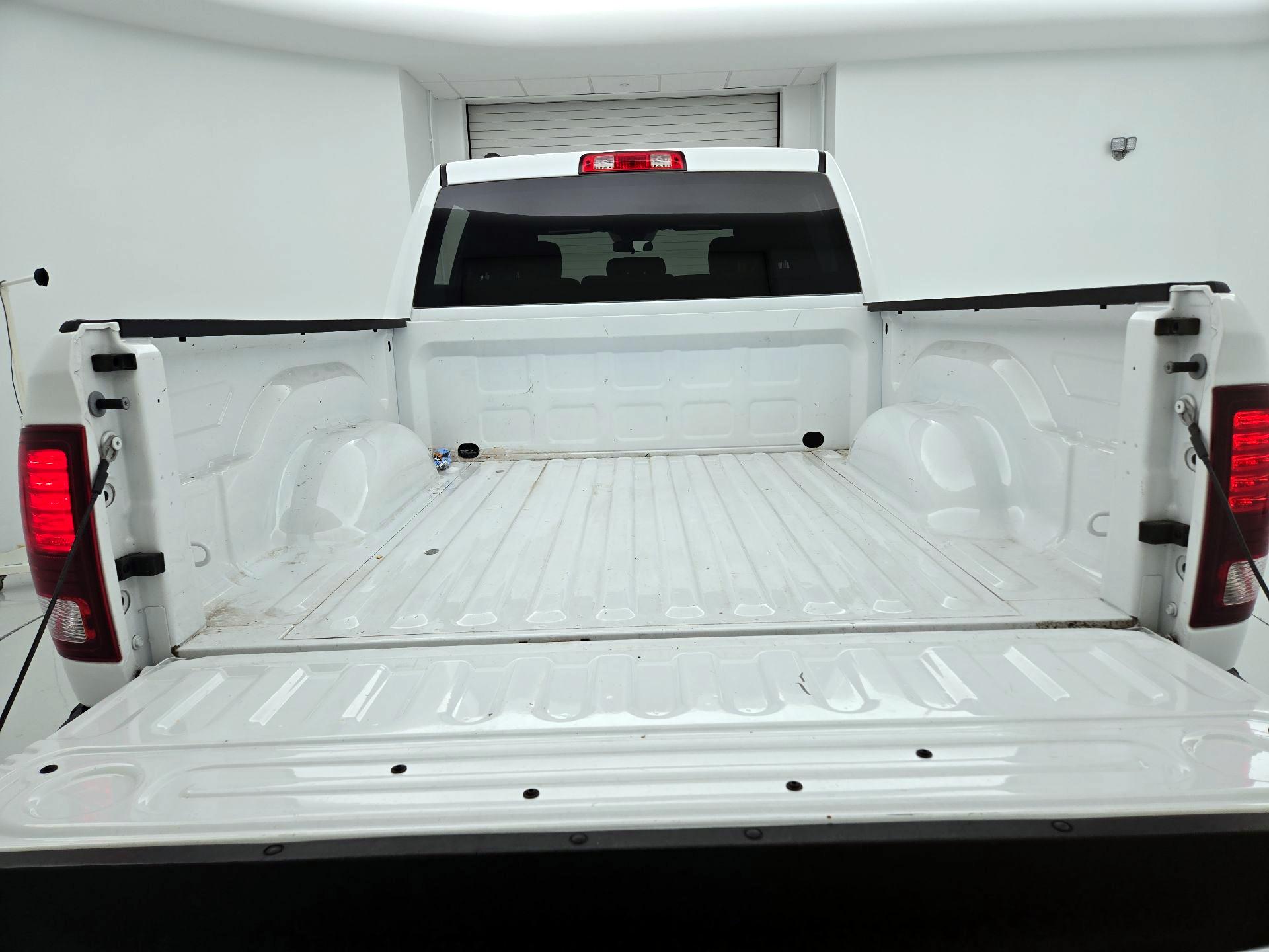 Thumbnail: 2023 RAM 1500 Classic - 20
