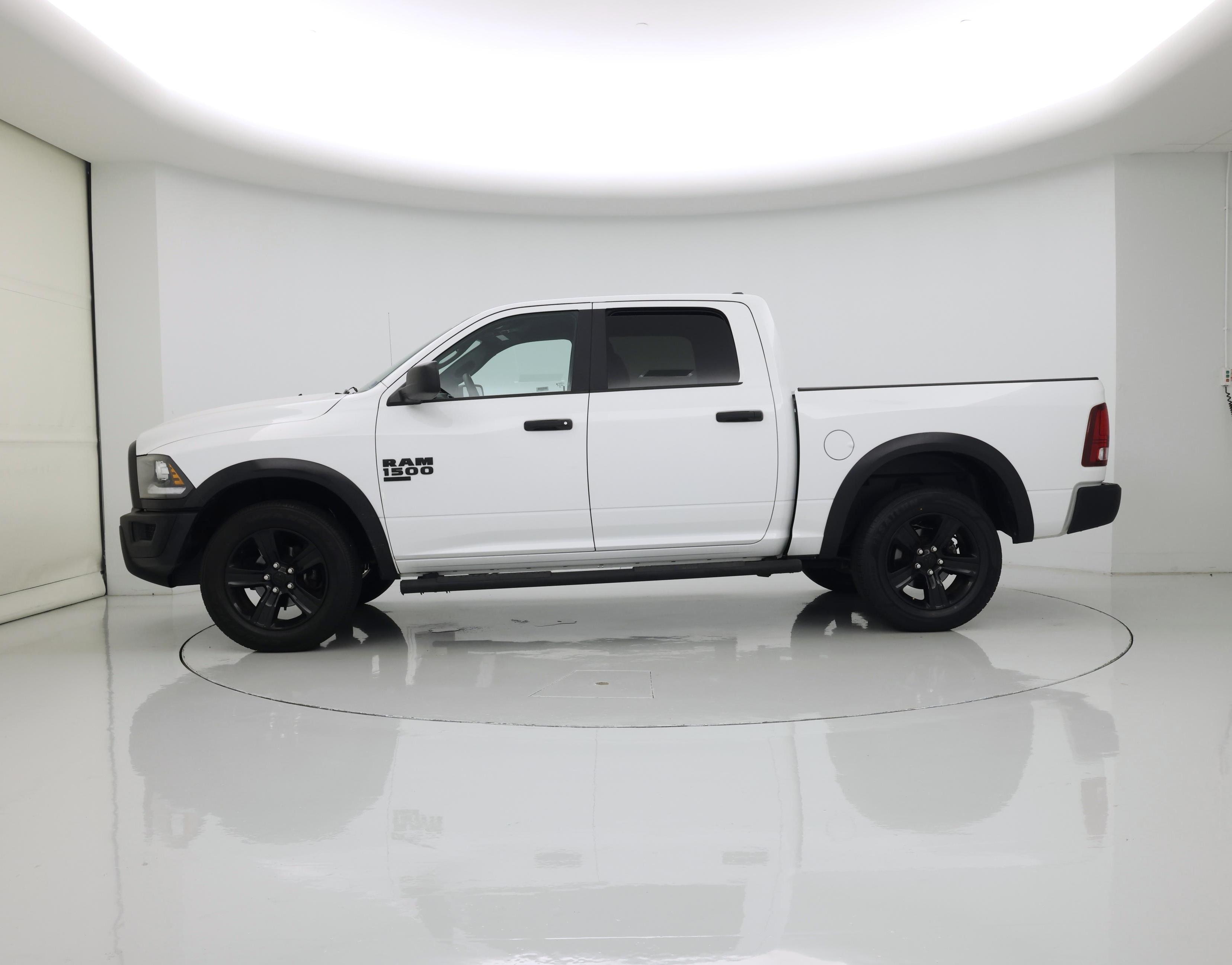 Thumbnail: 2023 RAM 1500 Classic - 3