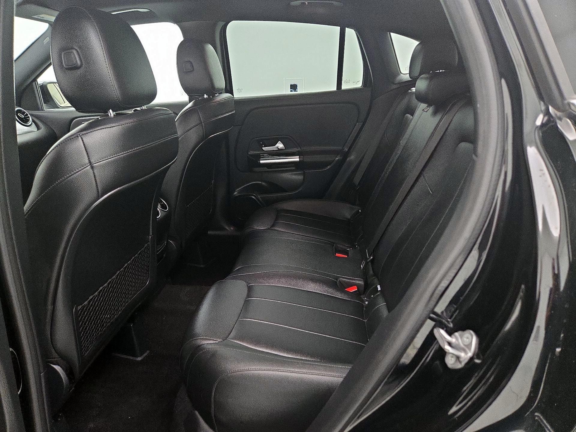 Thumbnail: 2021 Mercedes-Benz GLA - 20