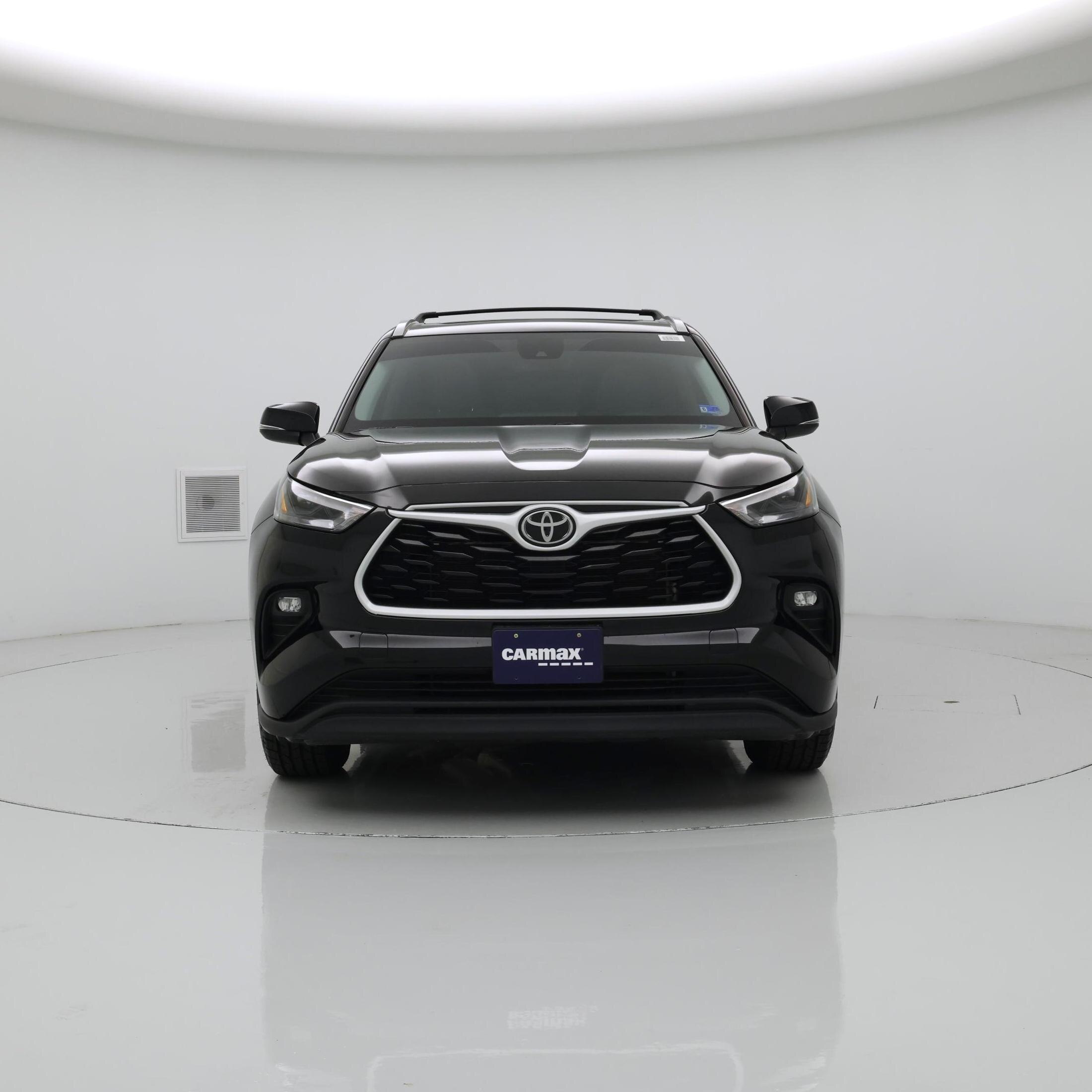 Thumbnail: 2023 Toyota Highlander - 5