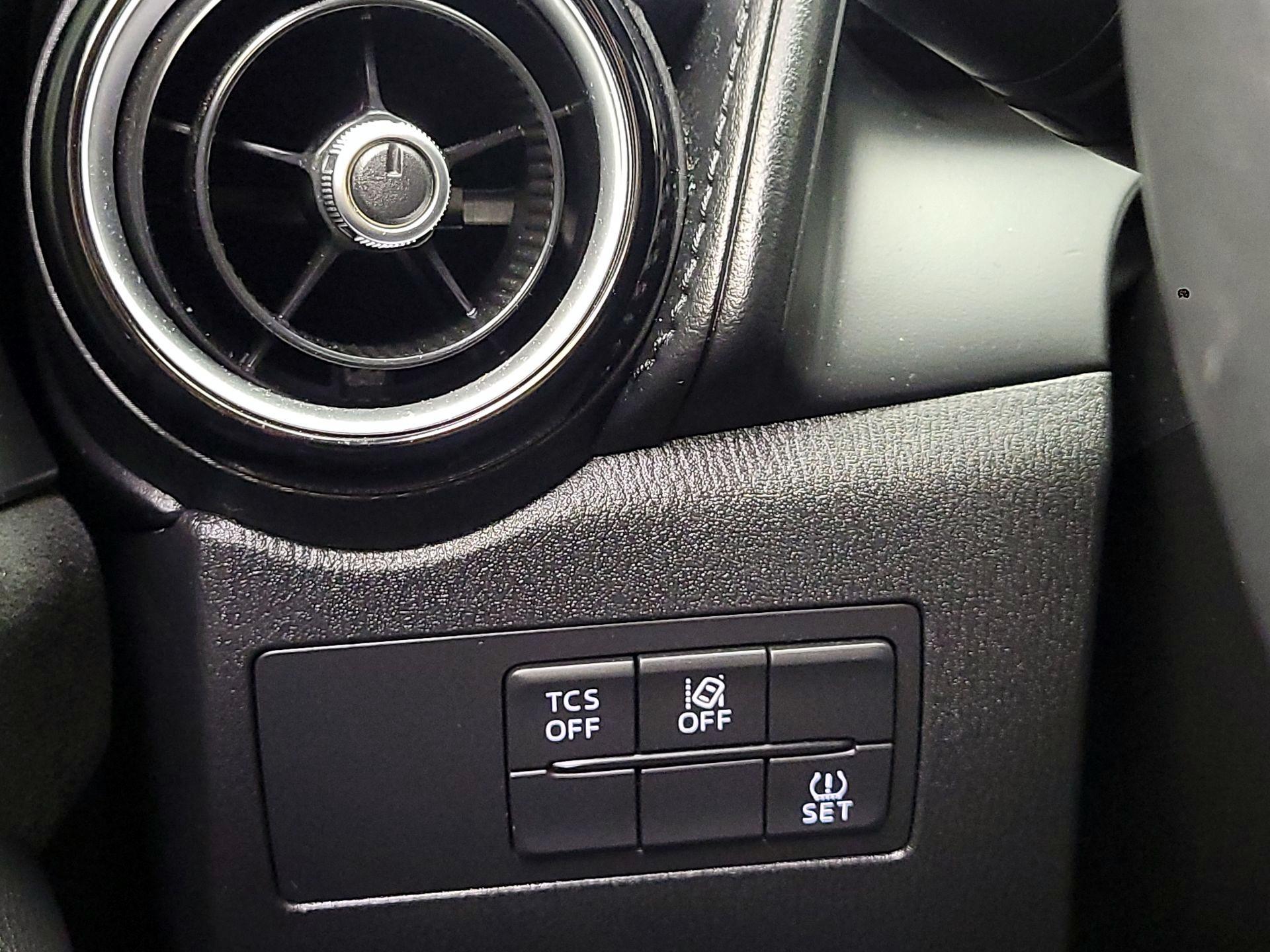 Thumbnail: 2018 Mazda CX-3 - 11