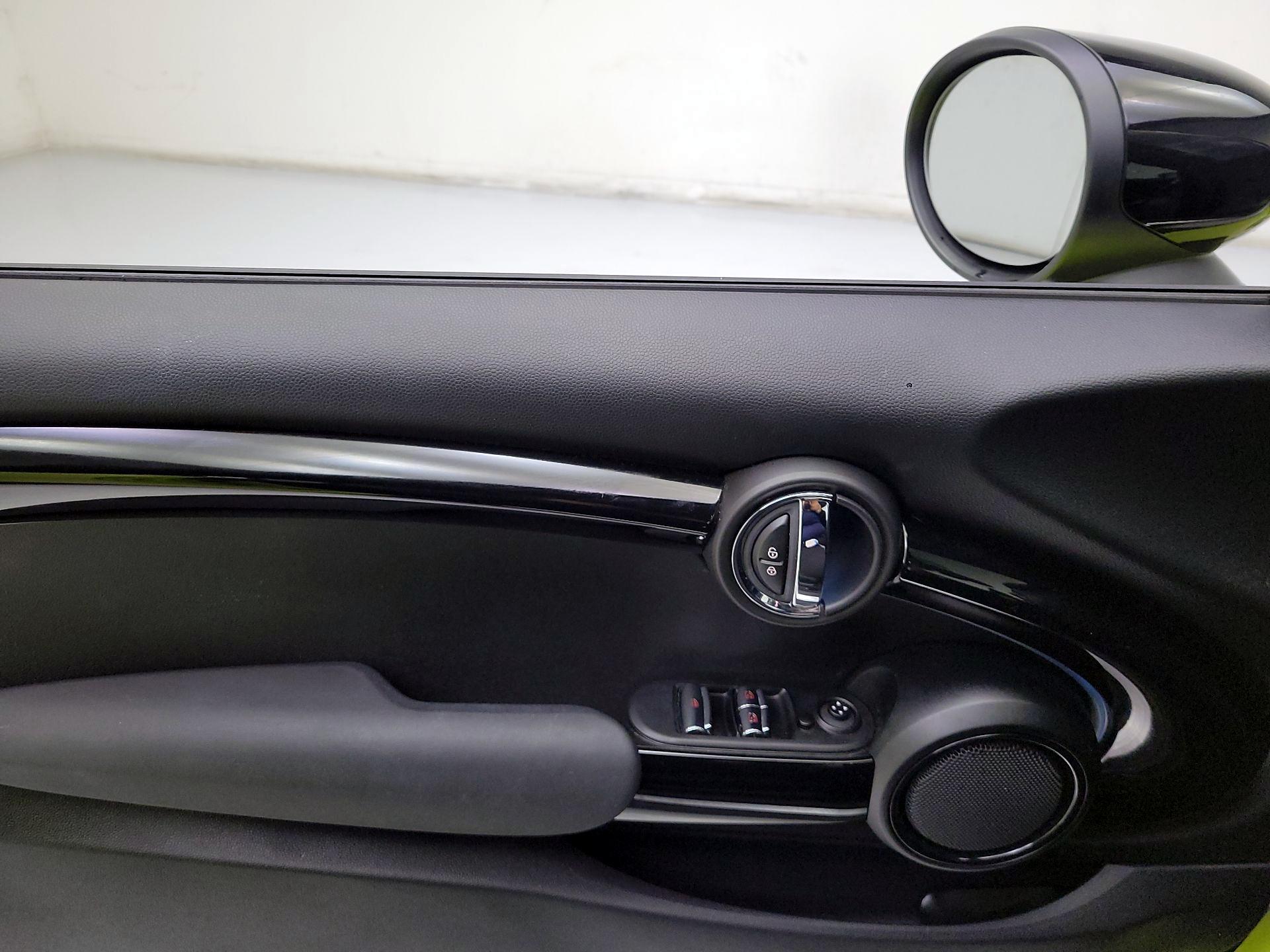 Thumbnail: 2022 MINI Cooper - 10