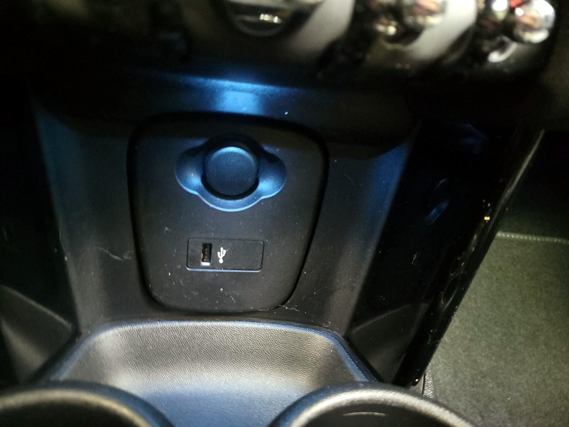 Thumbnail: 2022 MINI Cooper - 17