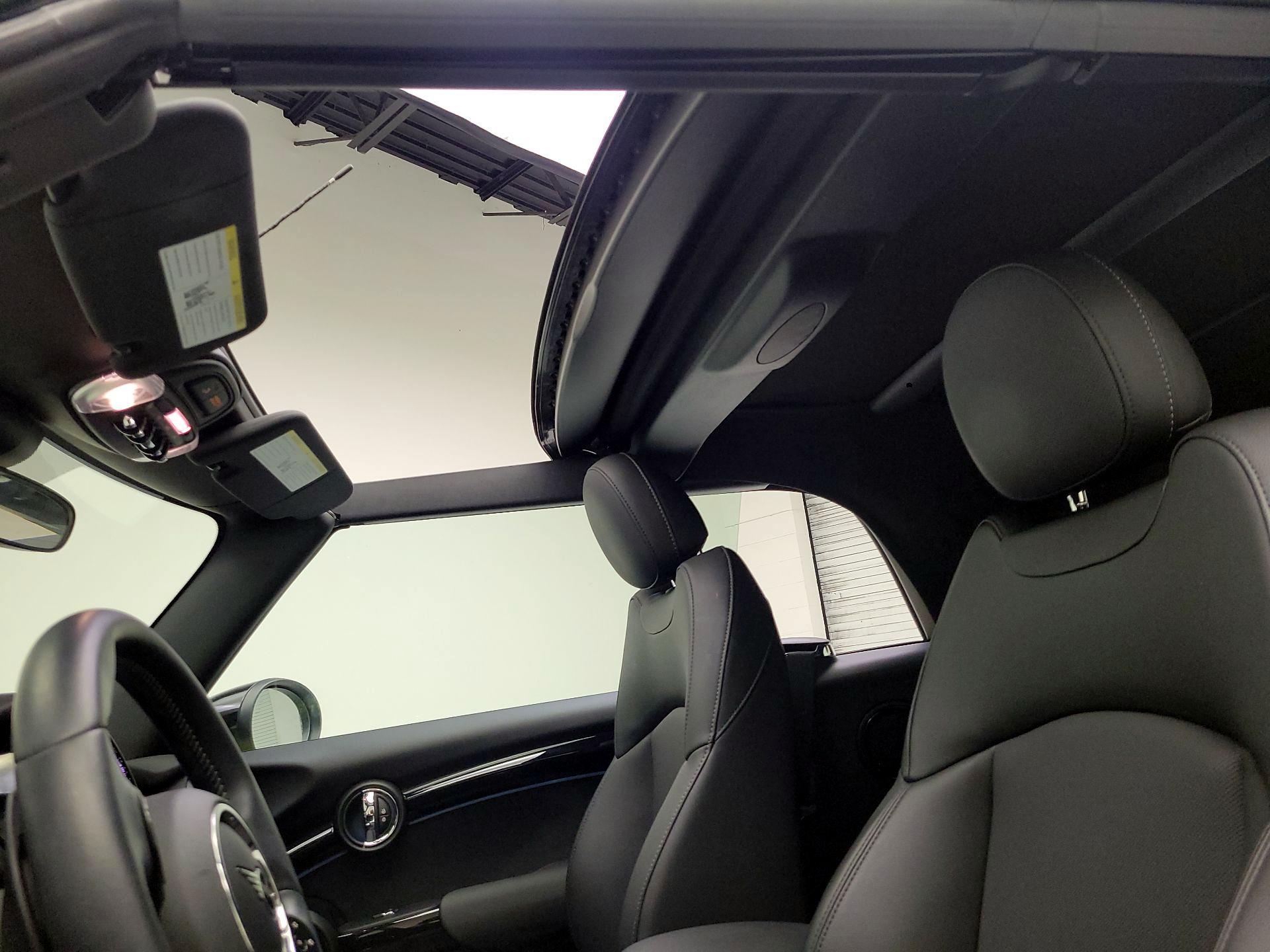 Thumbnail: 2022 MINI Cooper - 18