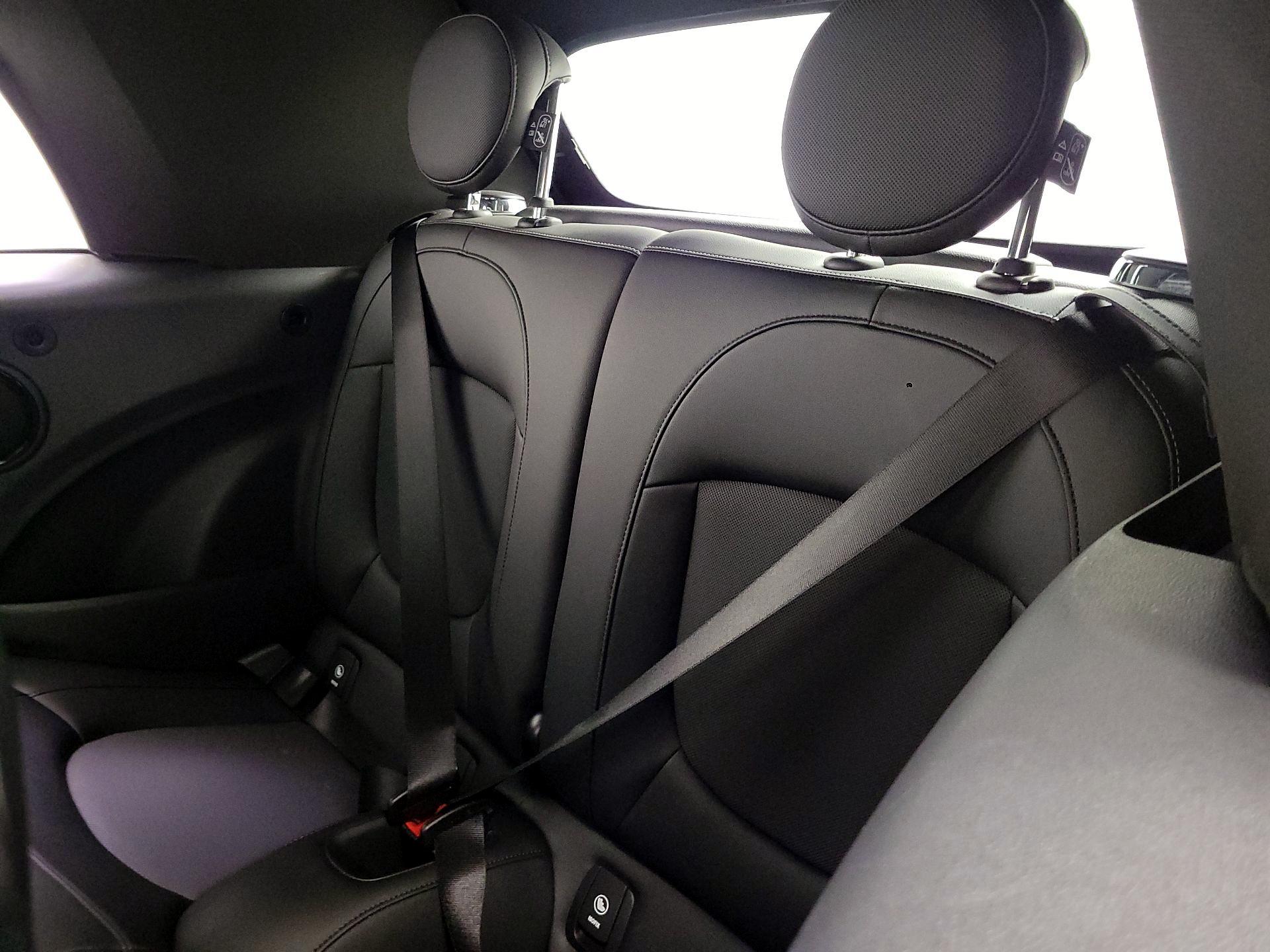 Thumbnail: 2022 MINI Cooper - 19