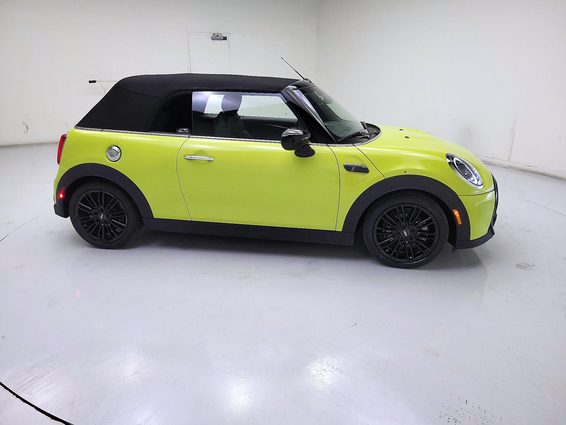 Thumbnail: 2022 MINI Cooper - 4