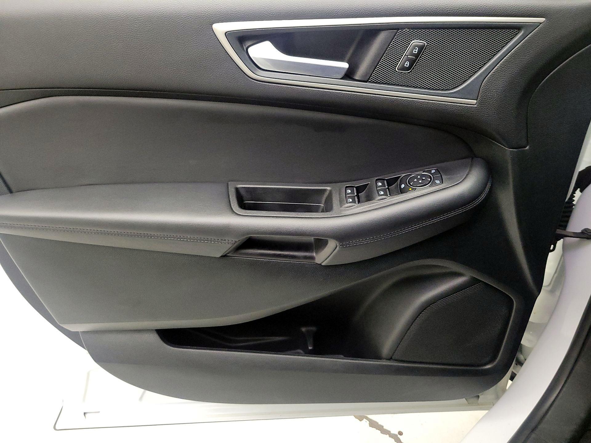 Thumbnail: 2024 Ford Edge - 10