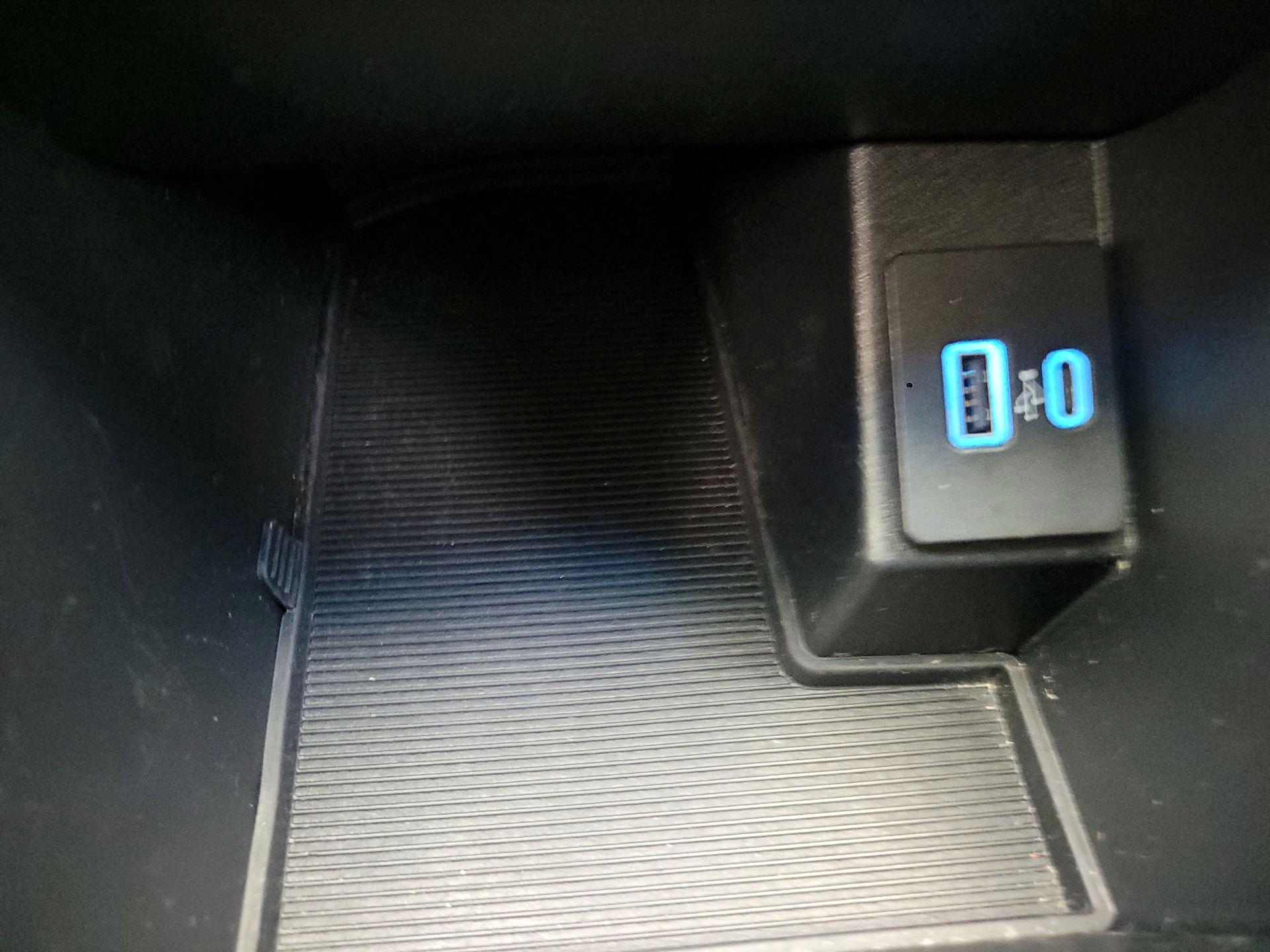 Thumbnail: 2024 Ford Edge - 16