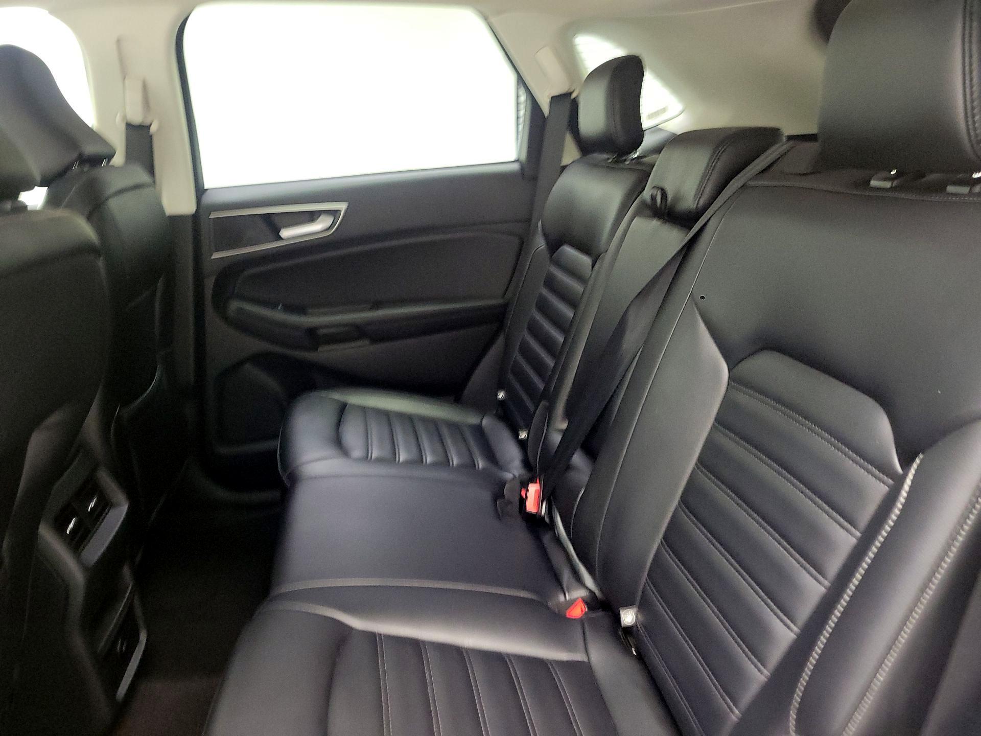 Thumbnail: 2024 Ford Edge - 17