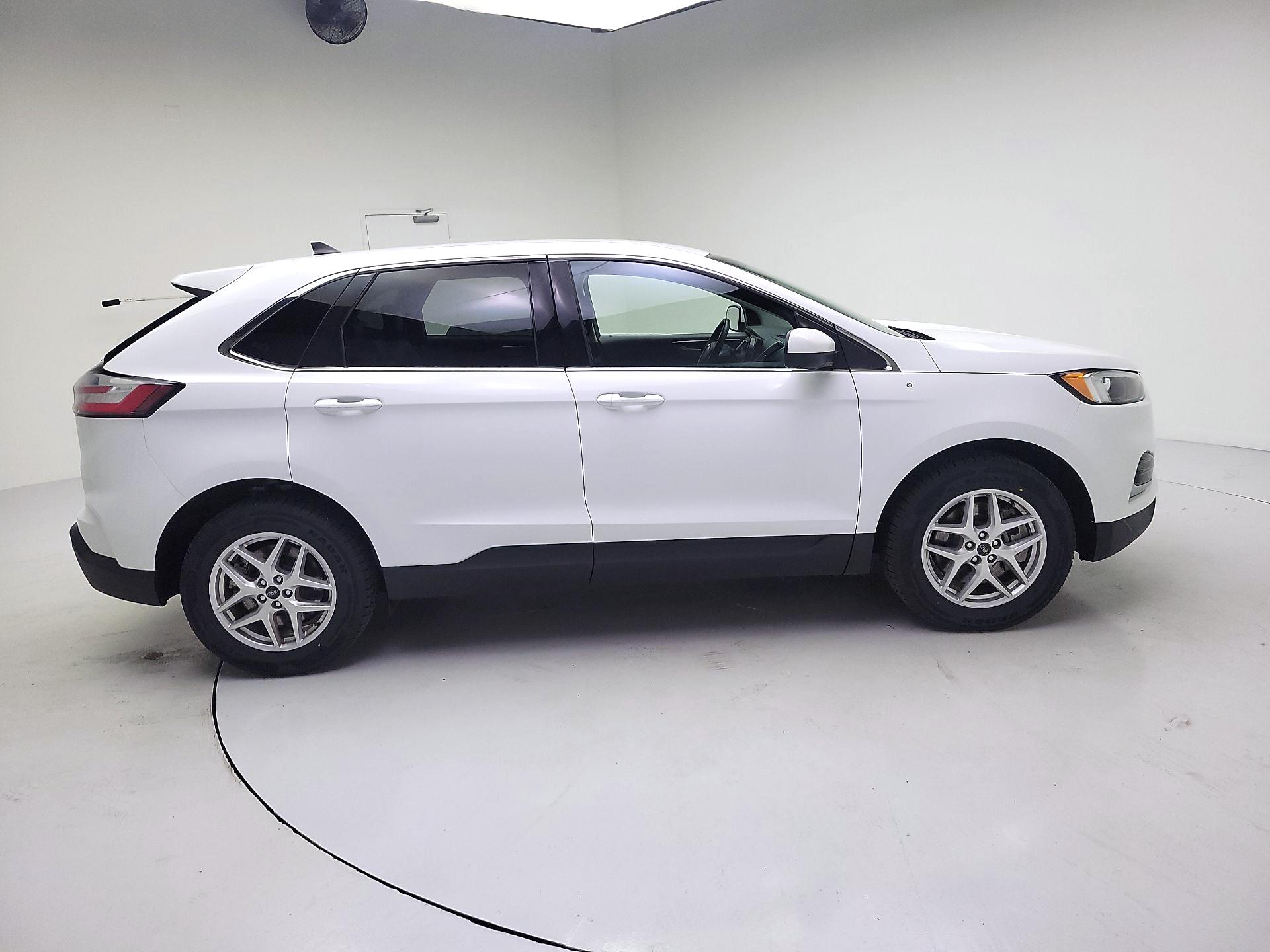 Thumbnail: 2024 Ford Edge - 4