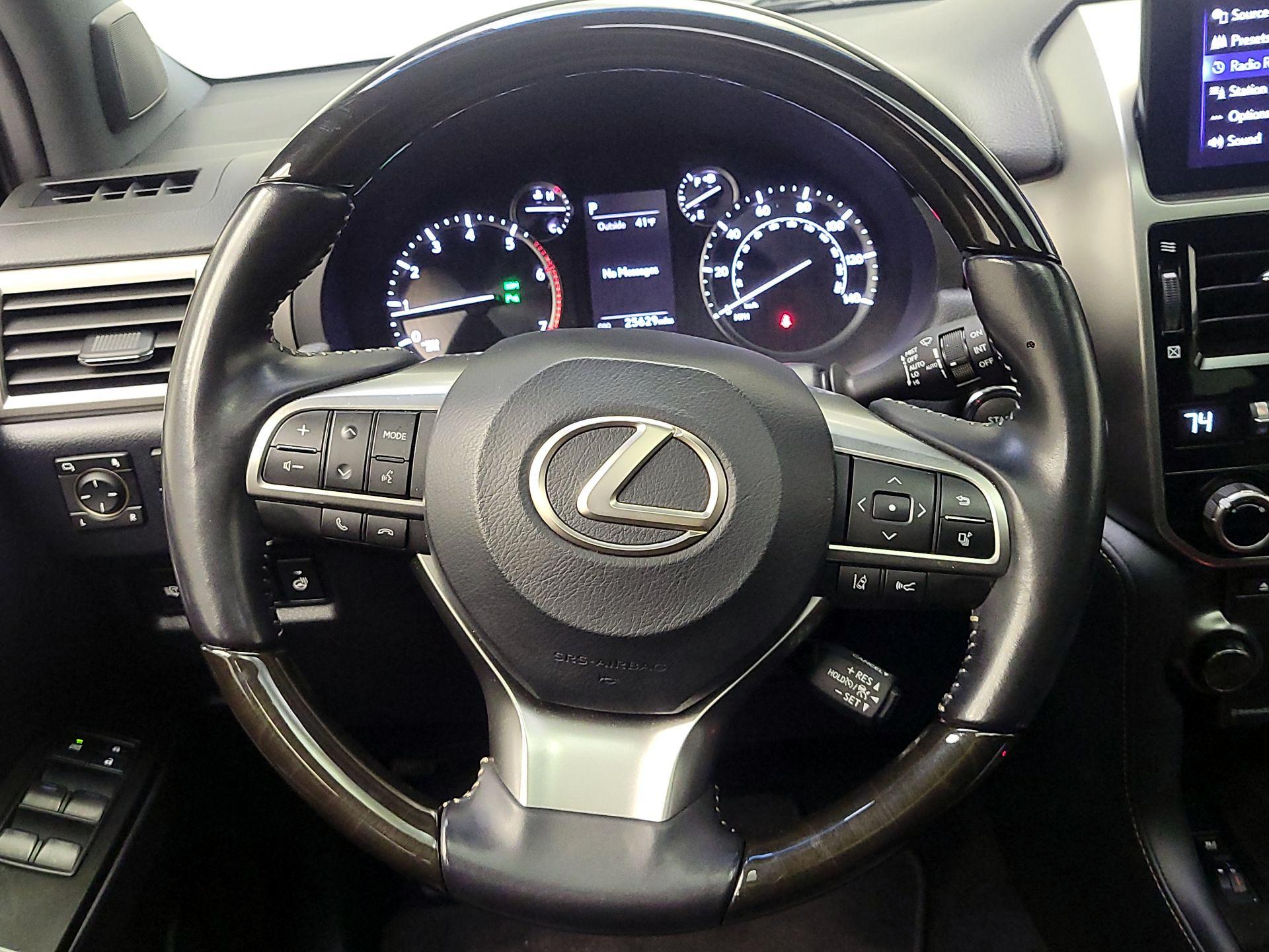 Thumbnail: 2022 Lexus GX - 10