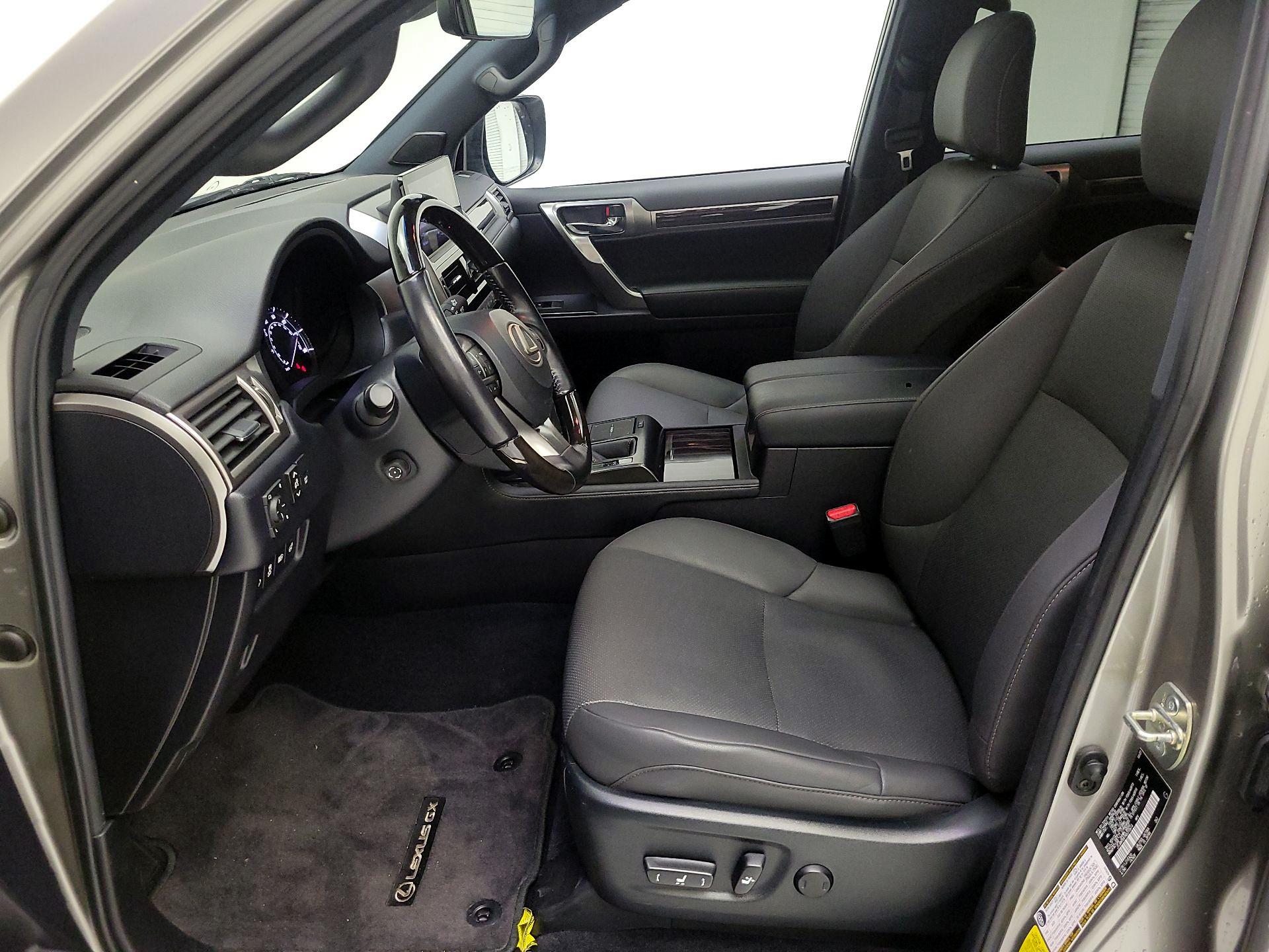 Thumbnail: 2022 Lexus GX - 11