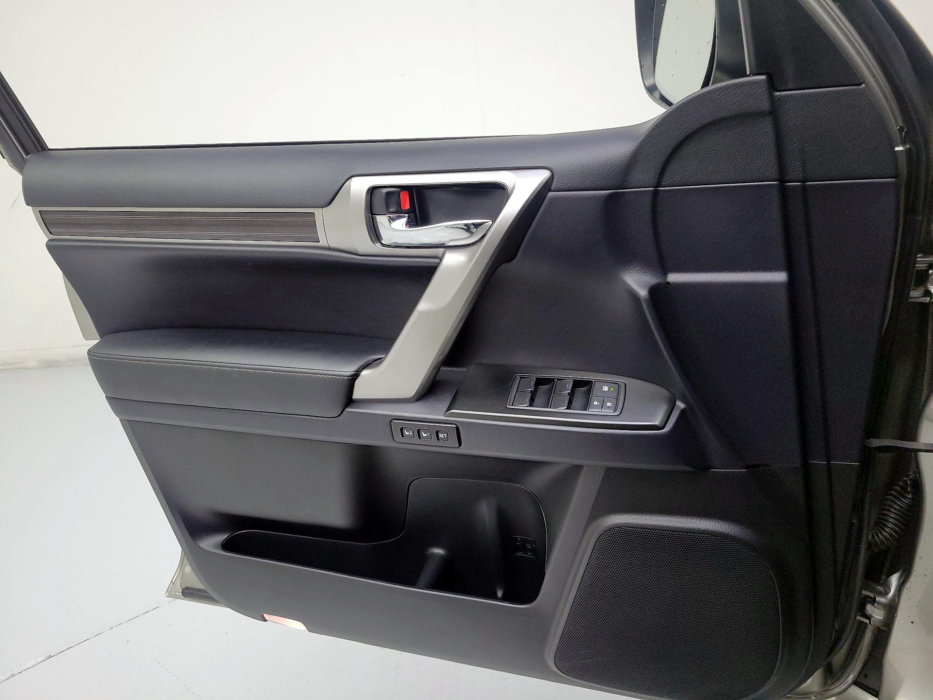 Thumbnail: 2022 Lexus GX - 12