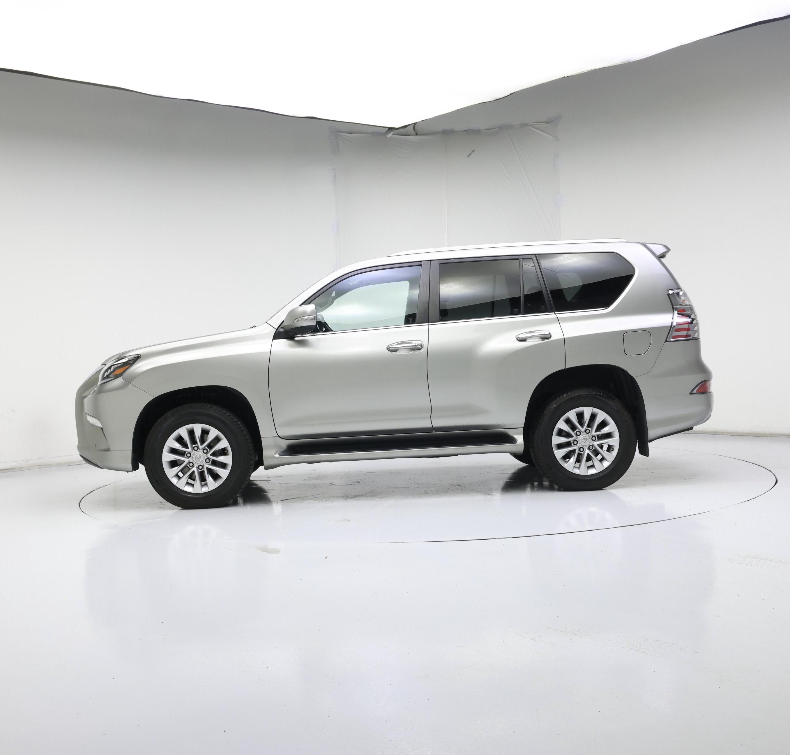 Thumbnail: 2022 Lexus GX - 3