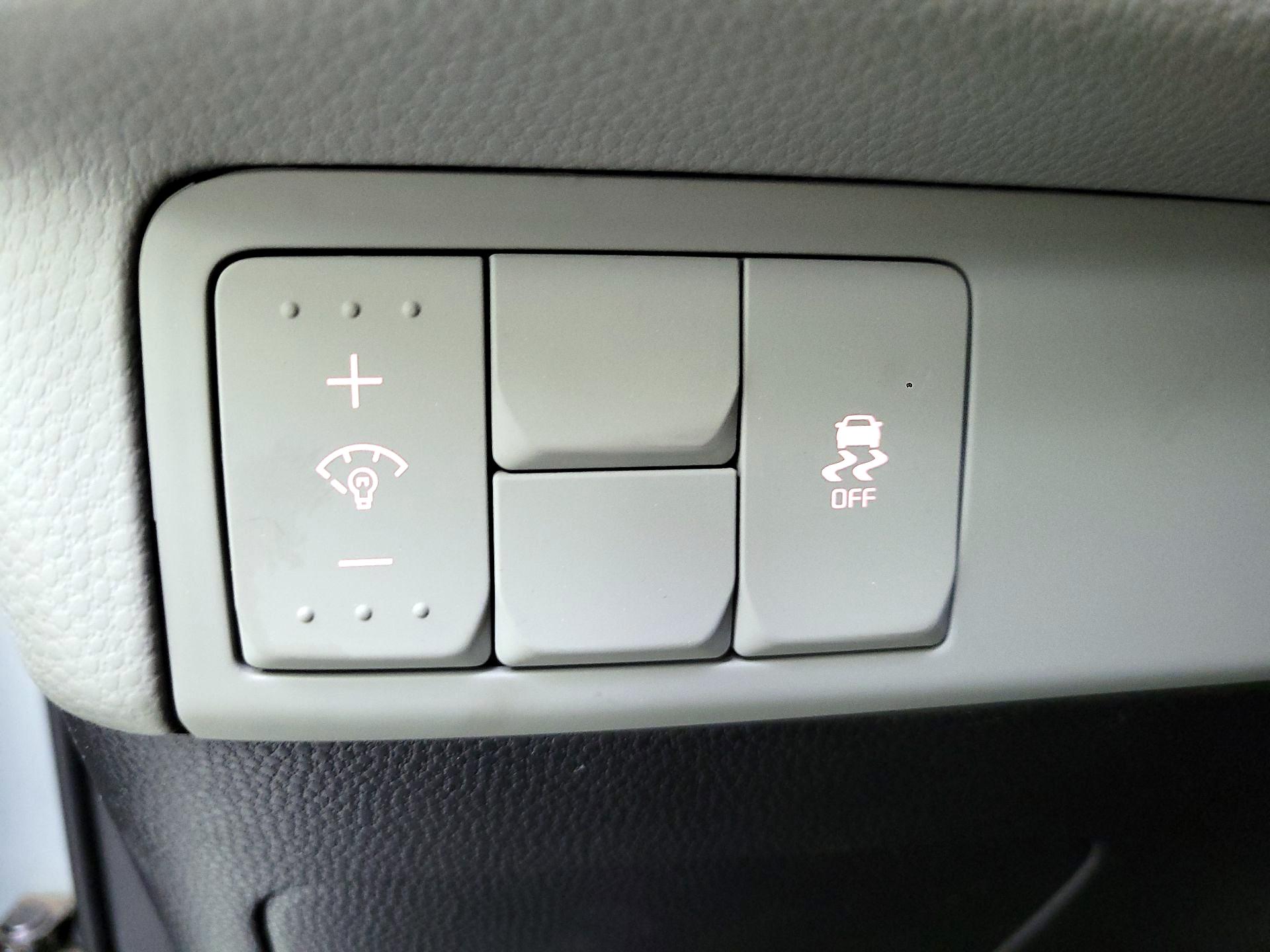 Thumbnail: 2016 Kia Soul - 11