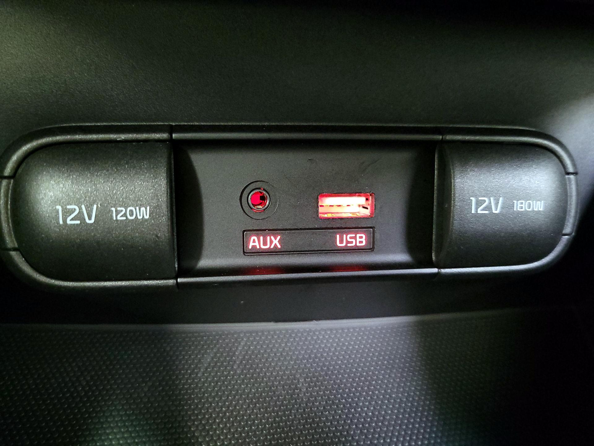 Thumbnail: 2016 Kia Soul - 15