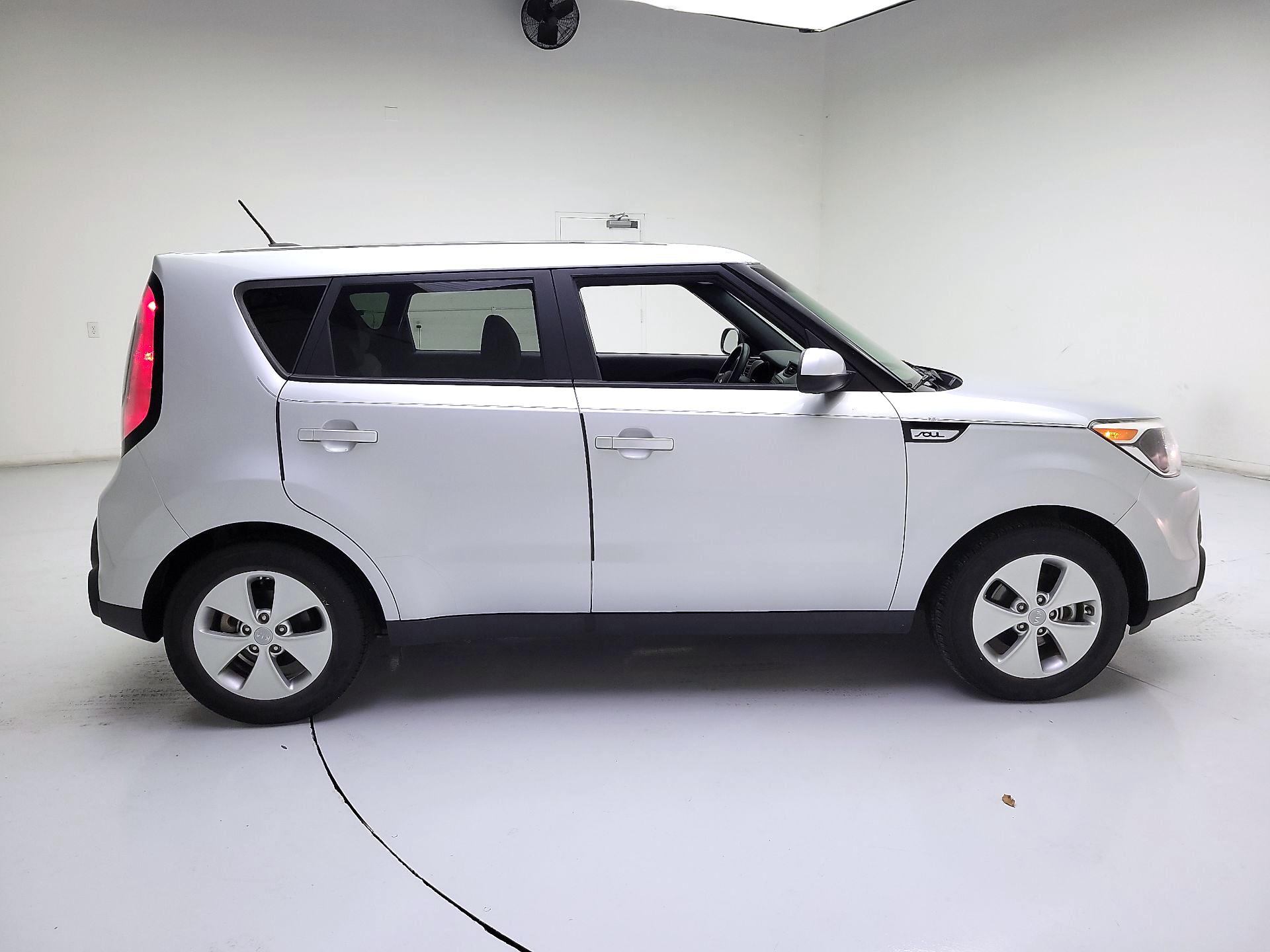 Thumbnail: 2016 Kia Soul - 4