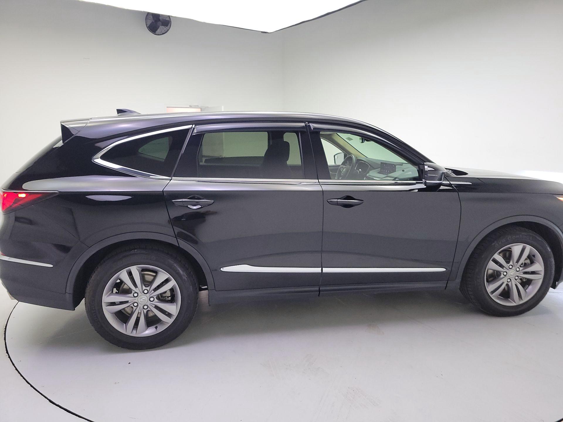 Thumbnail: 2022 Acura MDX - 4