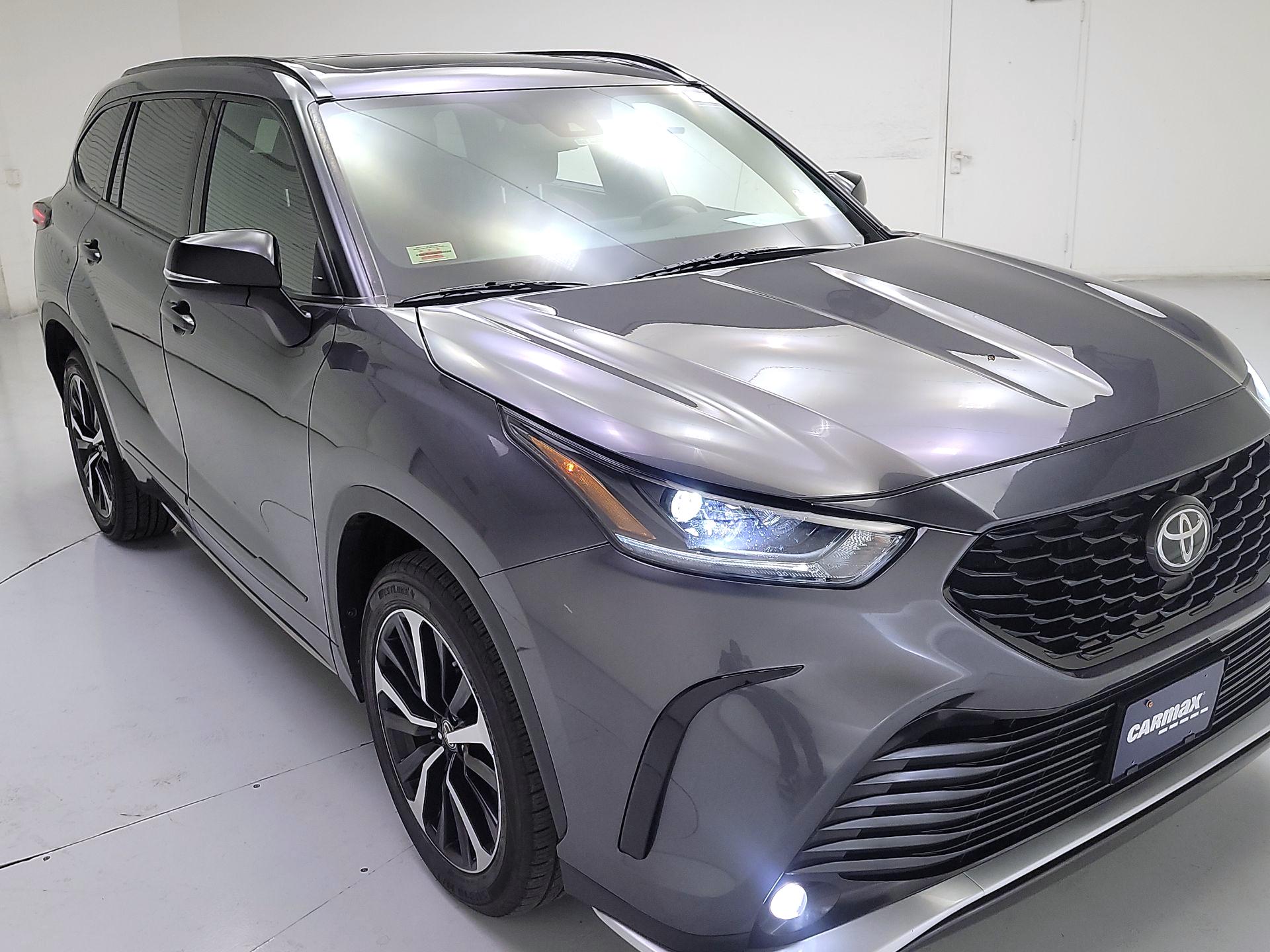 Thumbnail: 2021 Toyota Highlander - 1