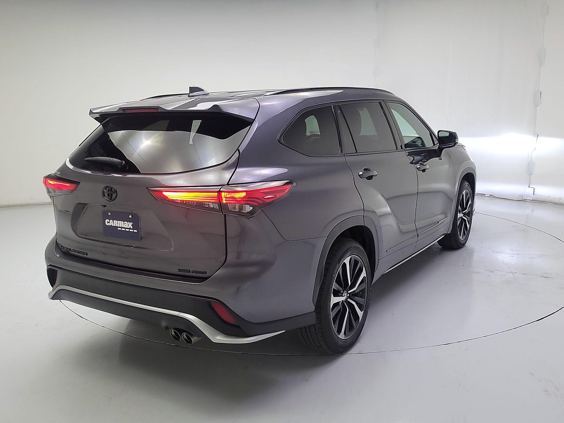 Thumbnail: 2021 Toyota Highlander - 5