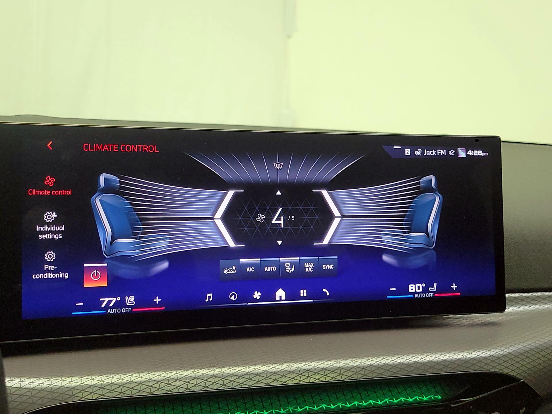 Thumbnail: 2025 BMW 3 Series - 17