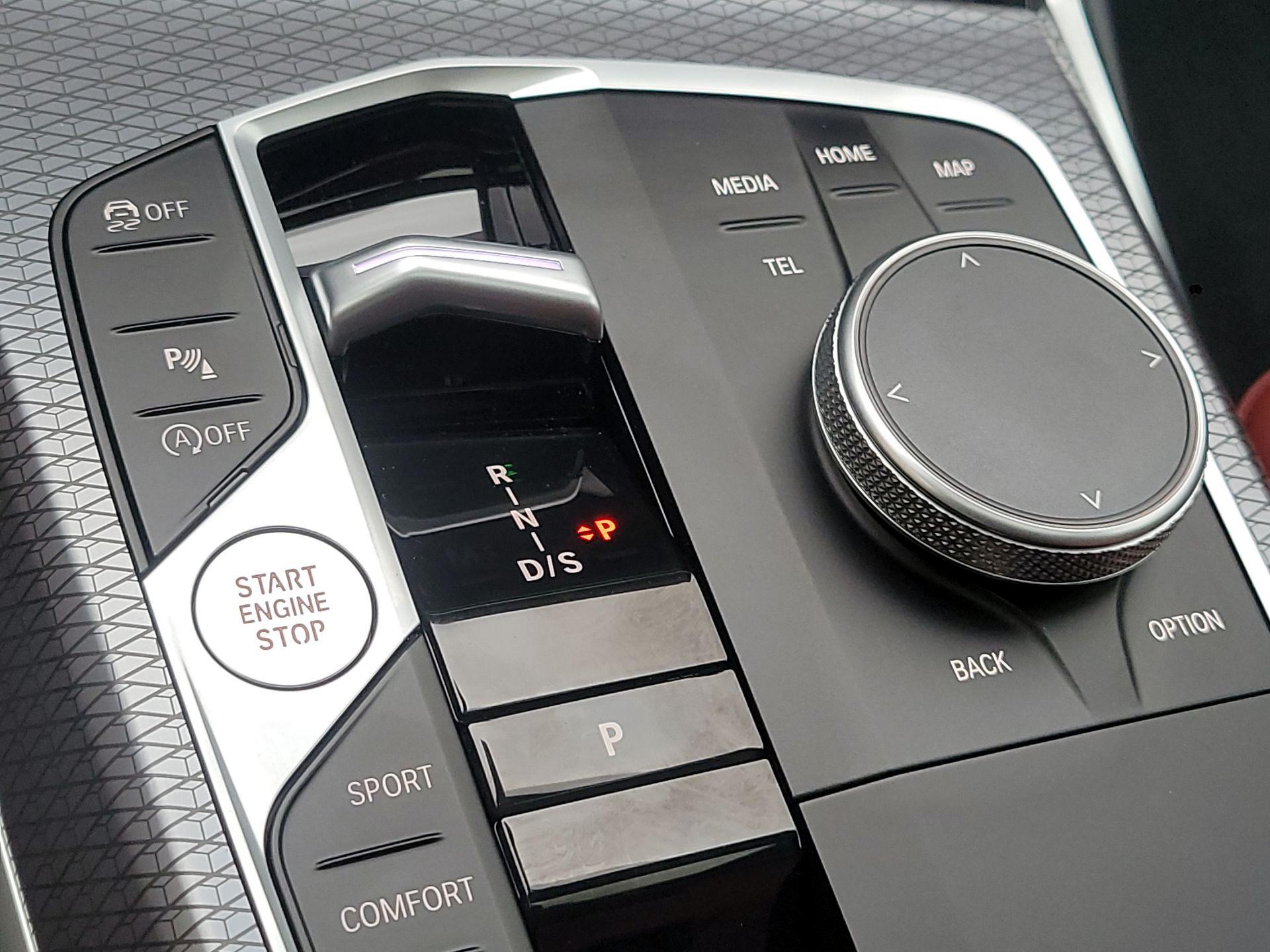 Thumbnail: 2025 BMW 3 Series - 18