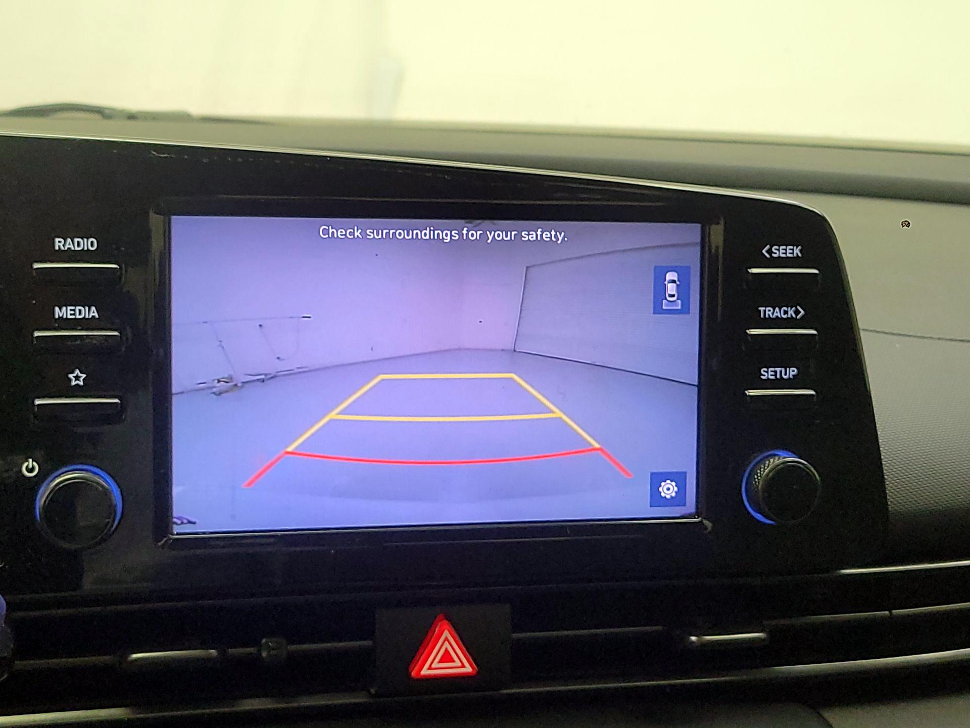 Thumbnail: 2021 Hyundai Elantra - 12