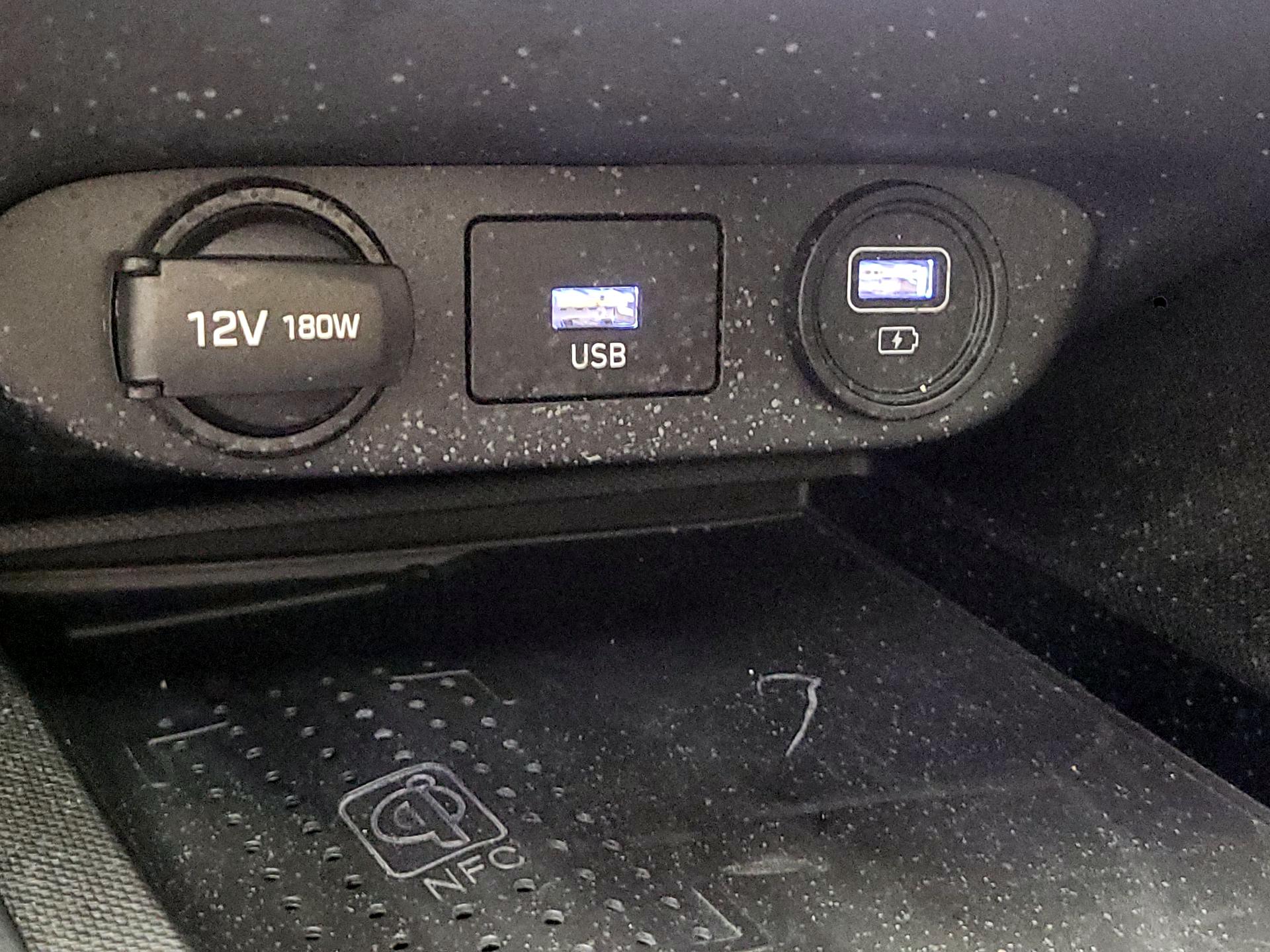 Thumbnail: 2021 Hyundai Elantra - 16