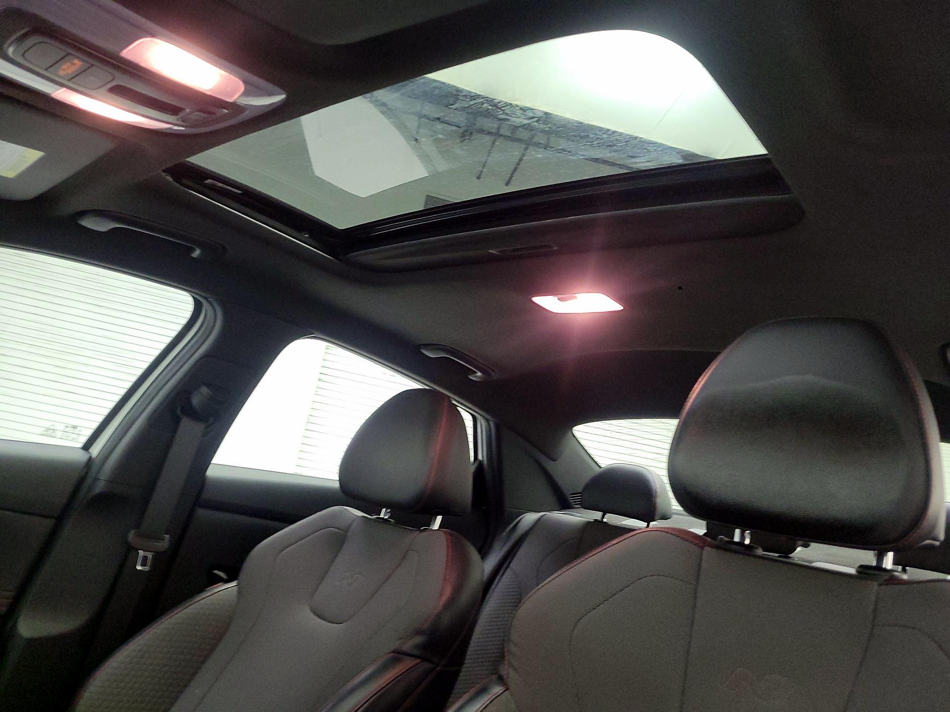 Thumbnail: 2021 Hyundai Elantra - 17