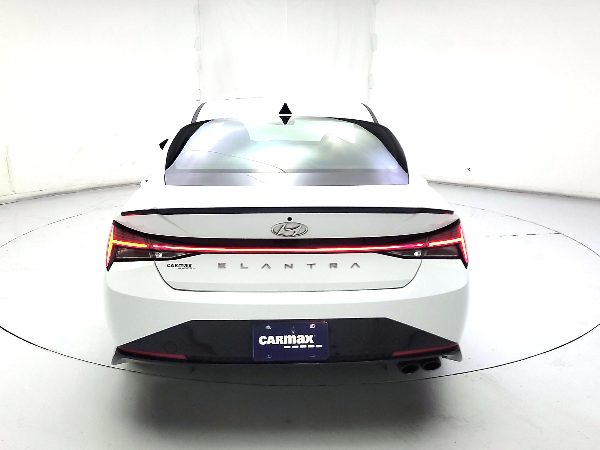 Thumbnail: 2021 Hyundai Elantra - 6