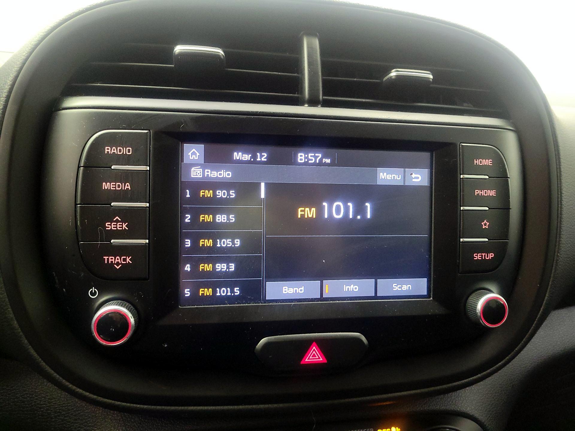 Thumbnail: 2020 Kia Soul - 13