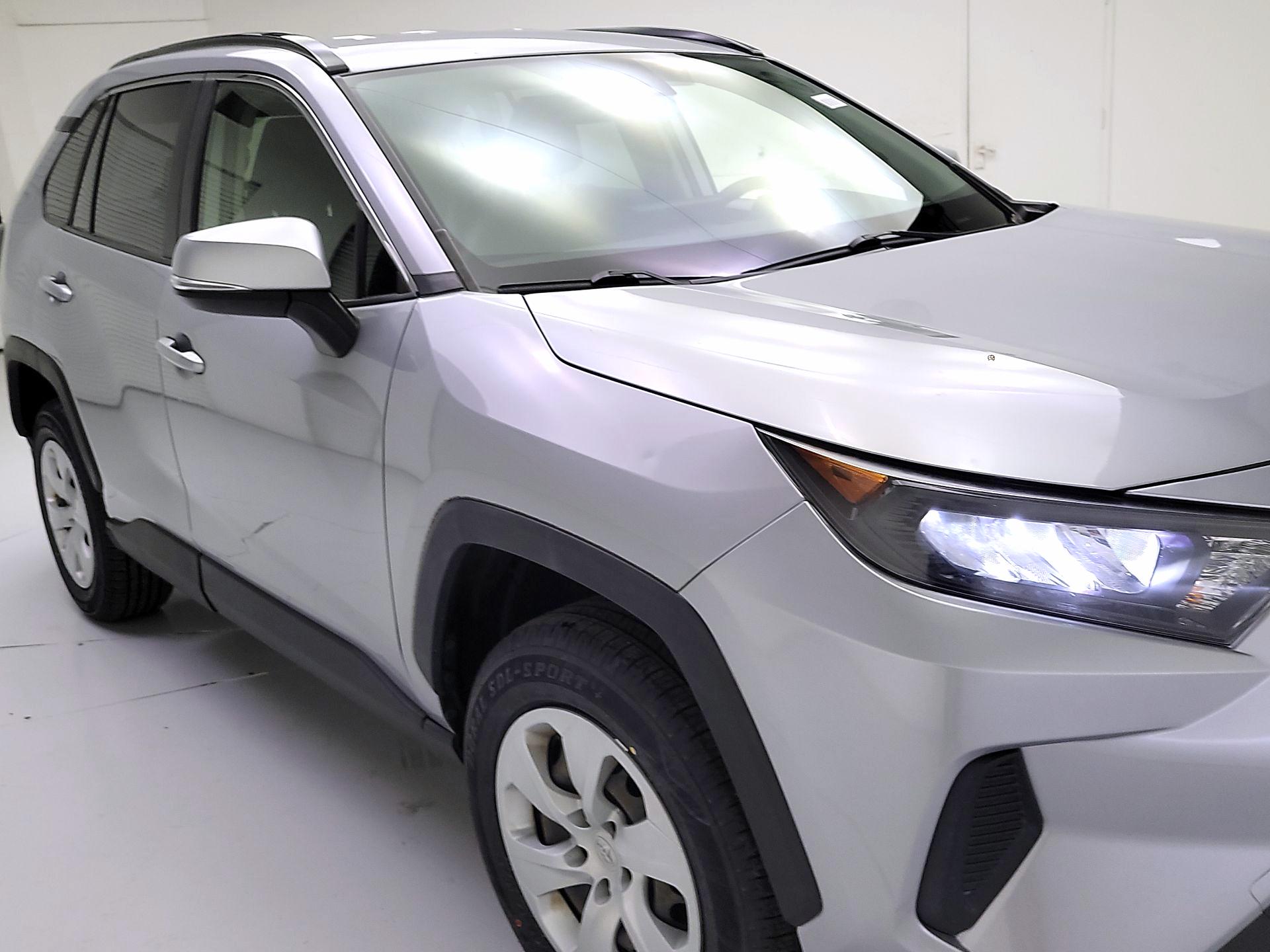 Thumbnail: 2019 Toyota RAV4 - 1