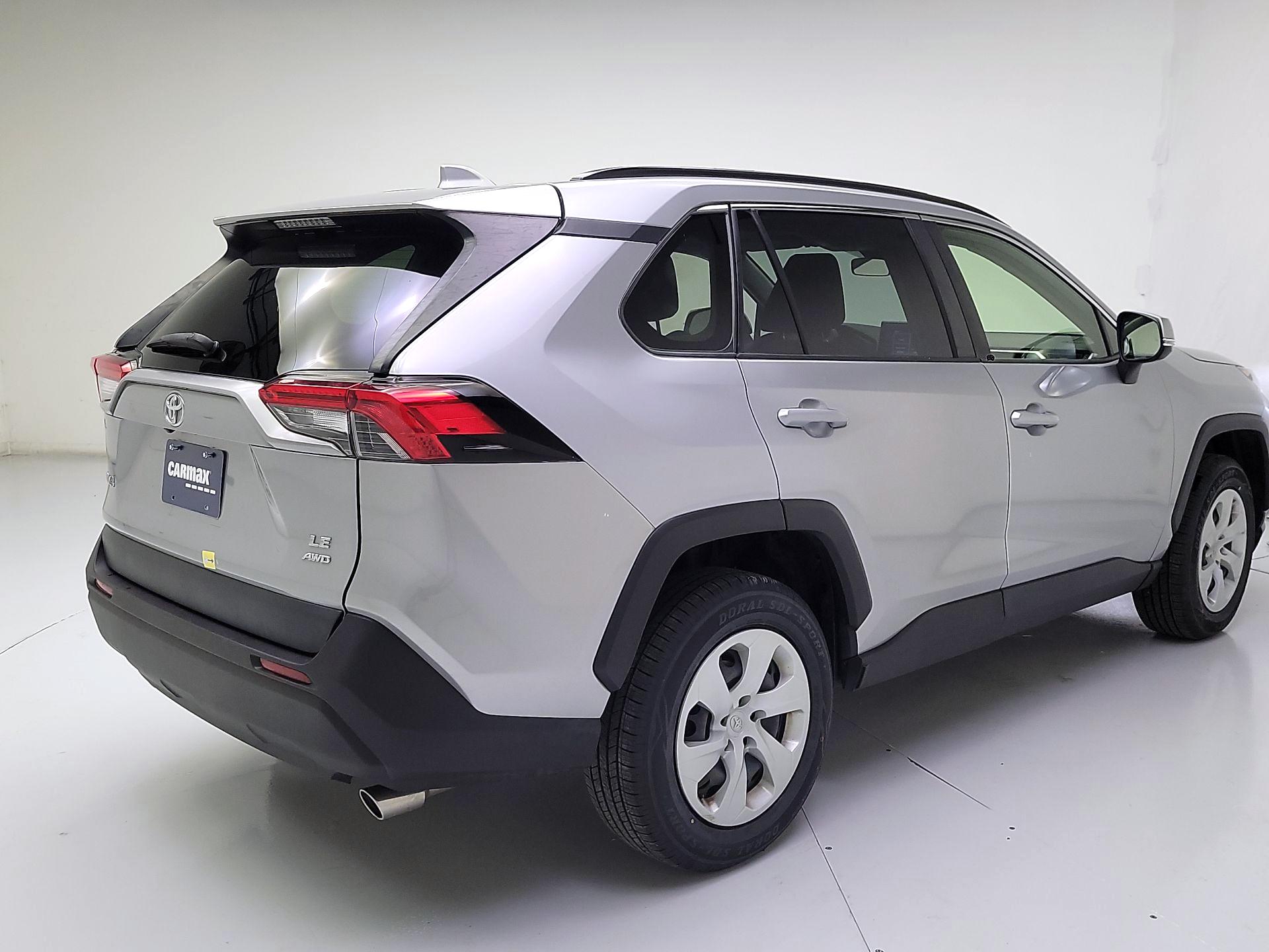 Thumbnail: 2019 Toyota RAV4 - 5