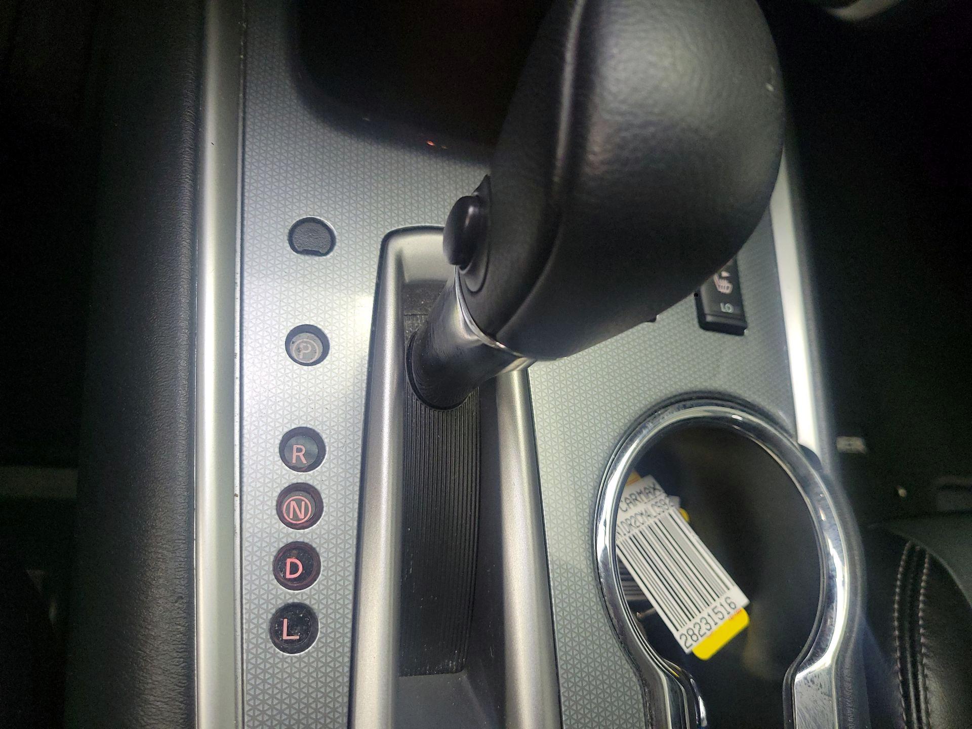 Thumbnail: 2020 Nissan Pathfinder - 16