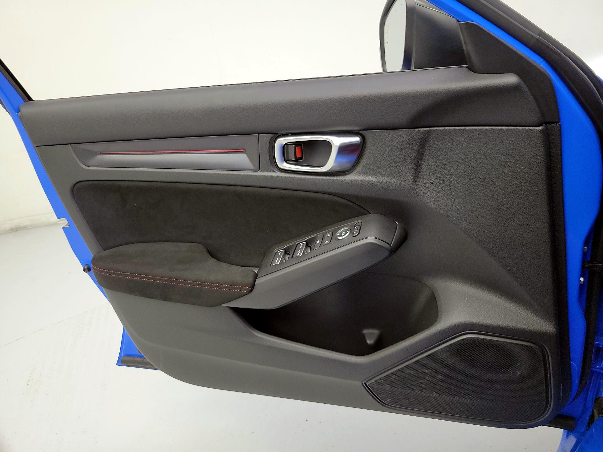 Thumbnail: 2025 Honda Civic - 12