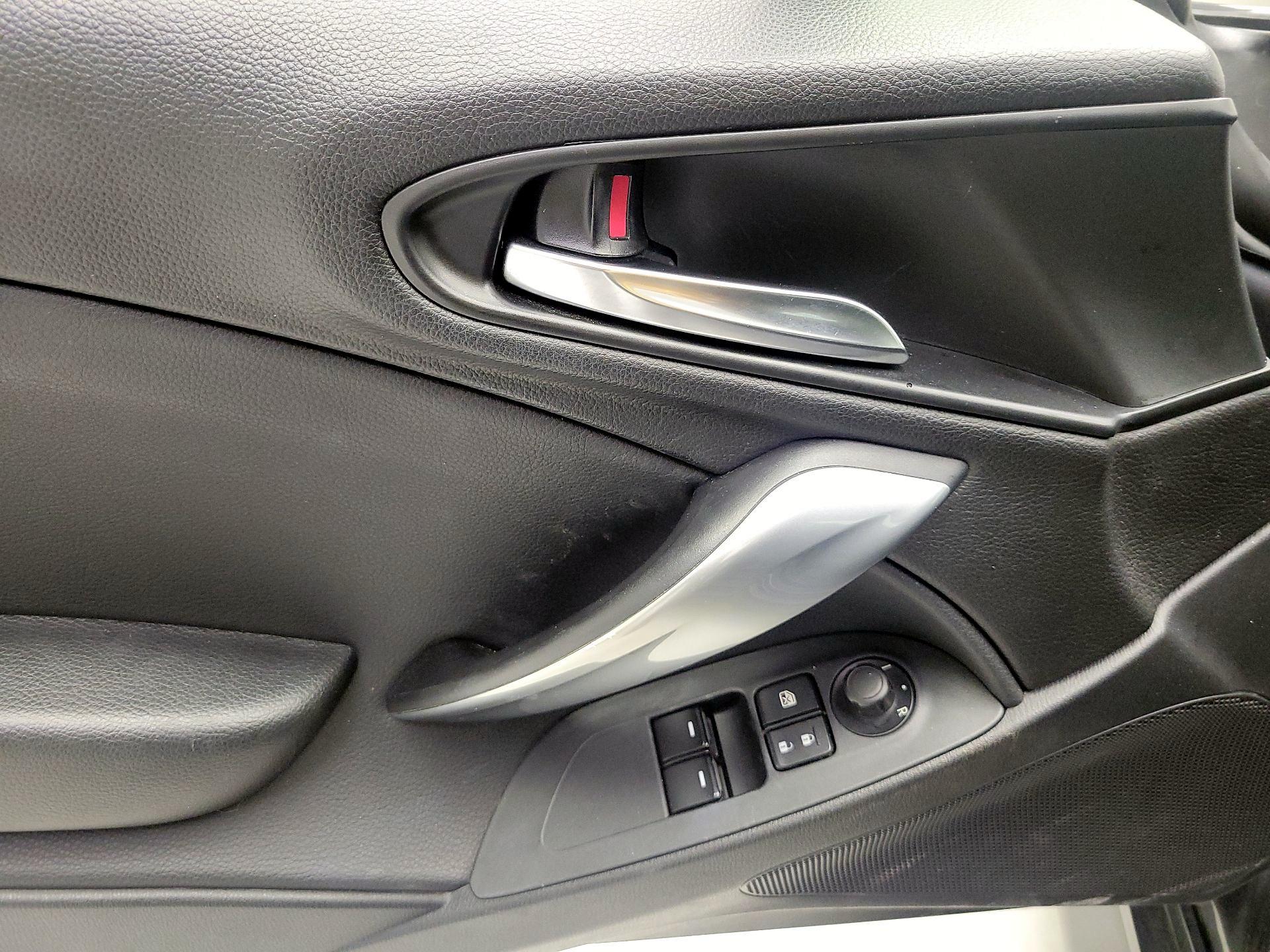 Thumbnail: 2017 Fiat 124 Spider - 10