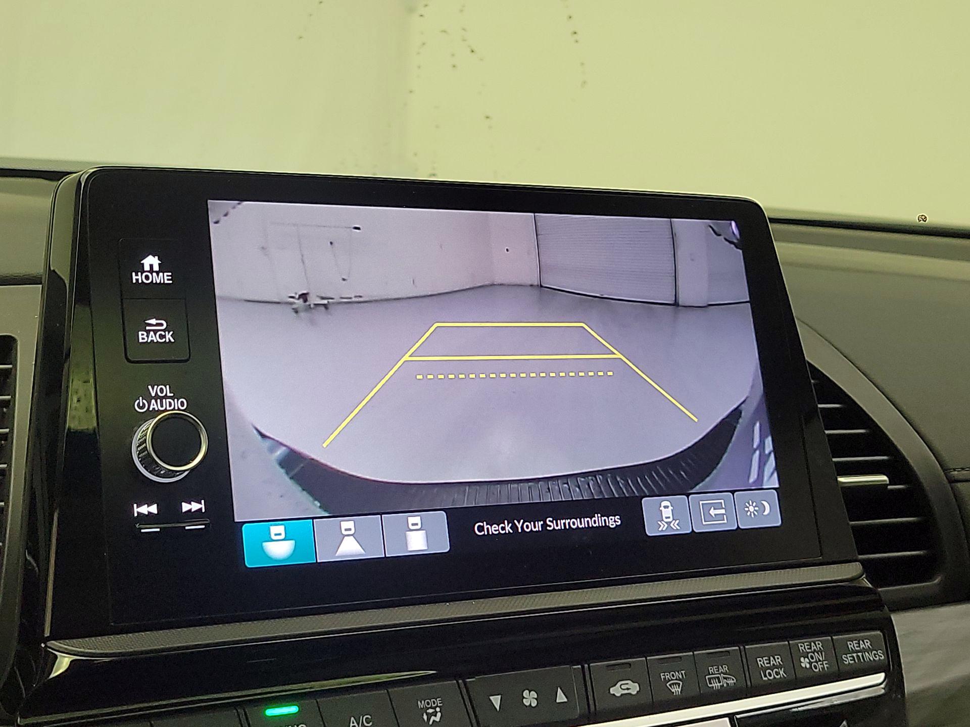 Thumbnail: 2025 Honda Odyssey - 13