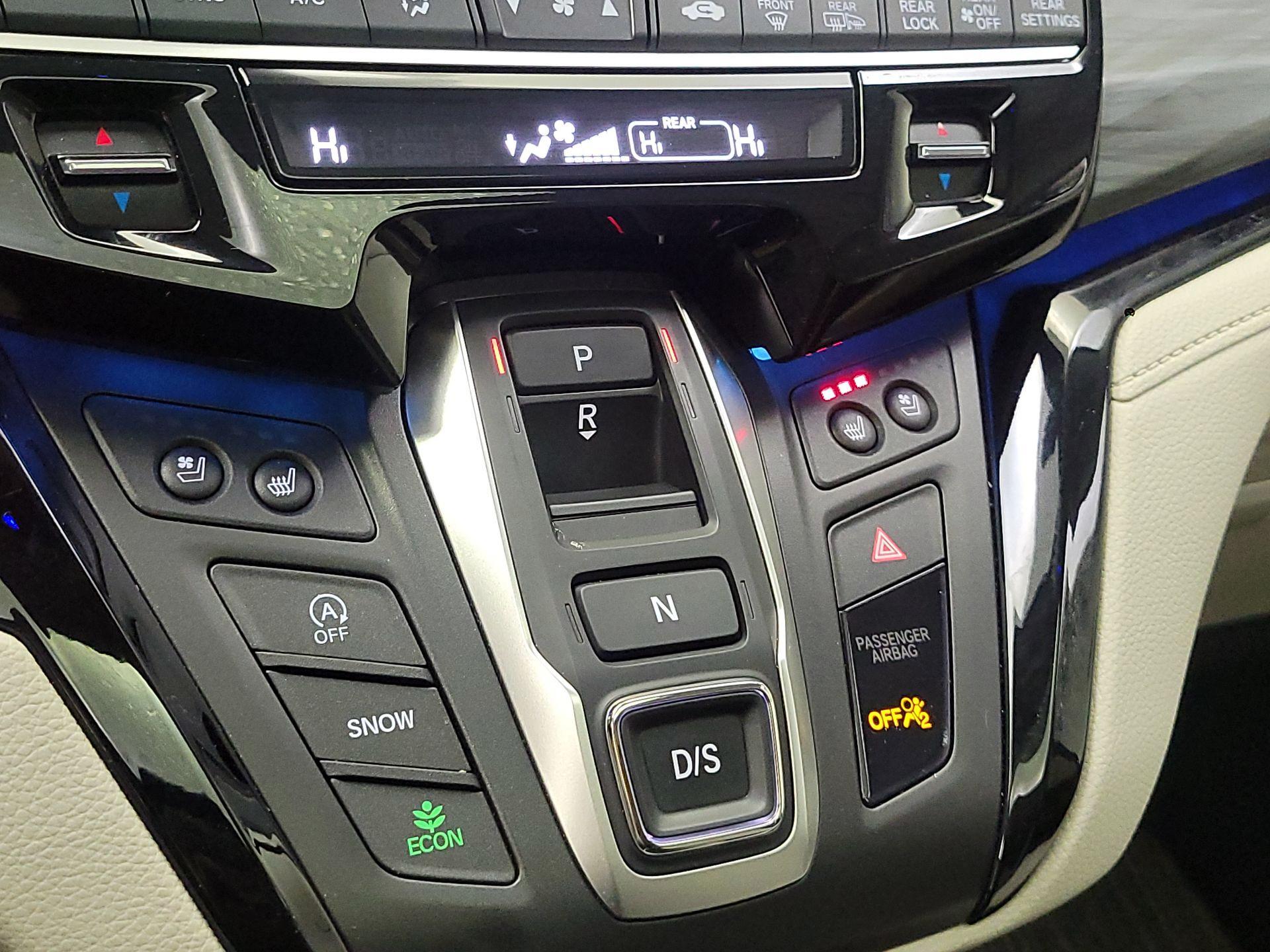 Thumbnail: 2025 Honda Odyssey - 16