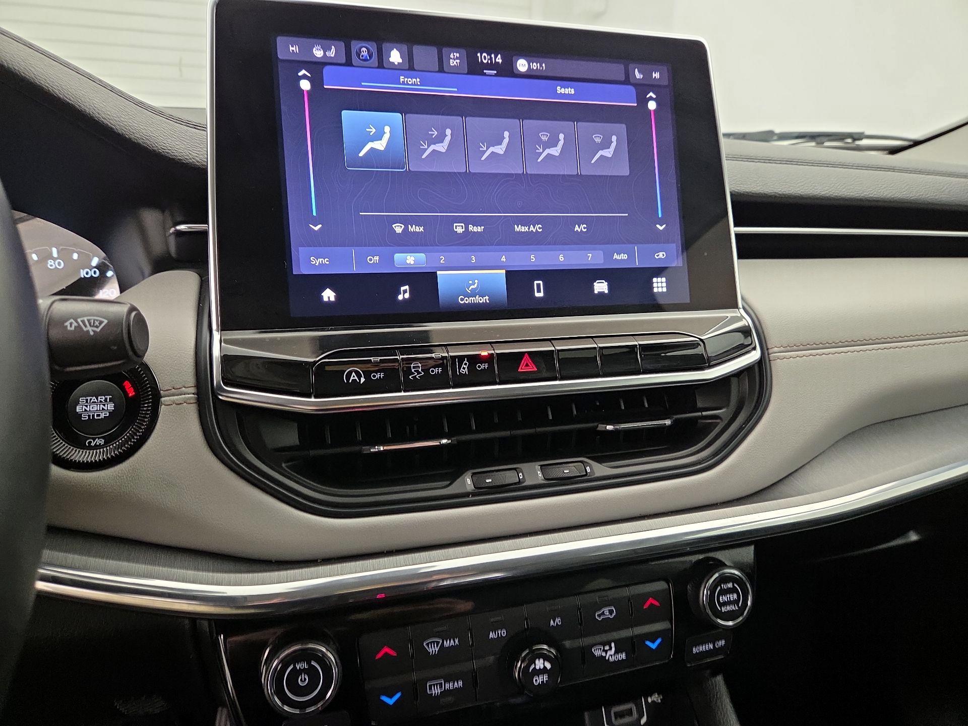 Thumbnail: 2022 Jeep Compass - 16