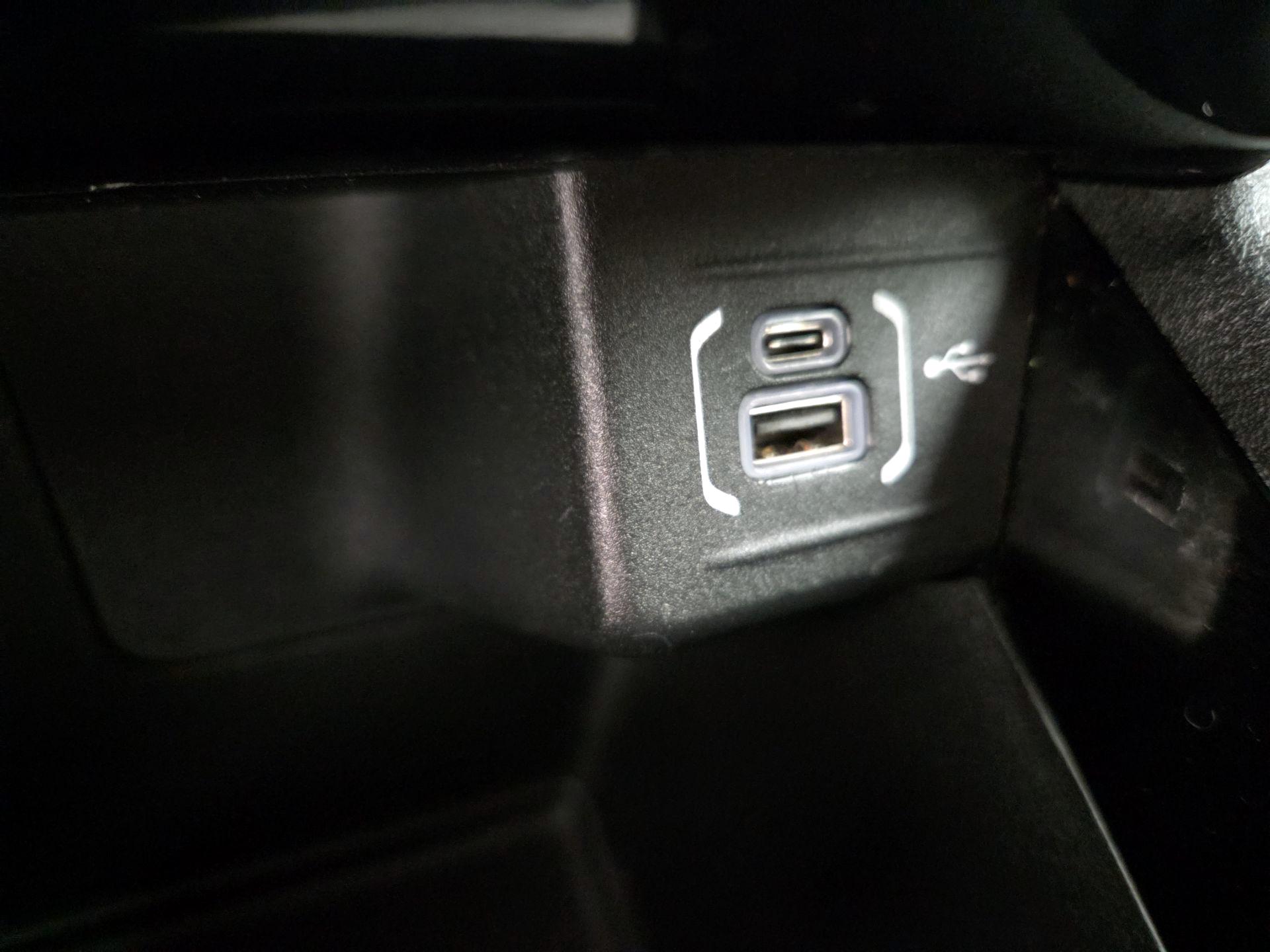 Thumbnail: 2022 Jeep Compass - 18