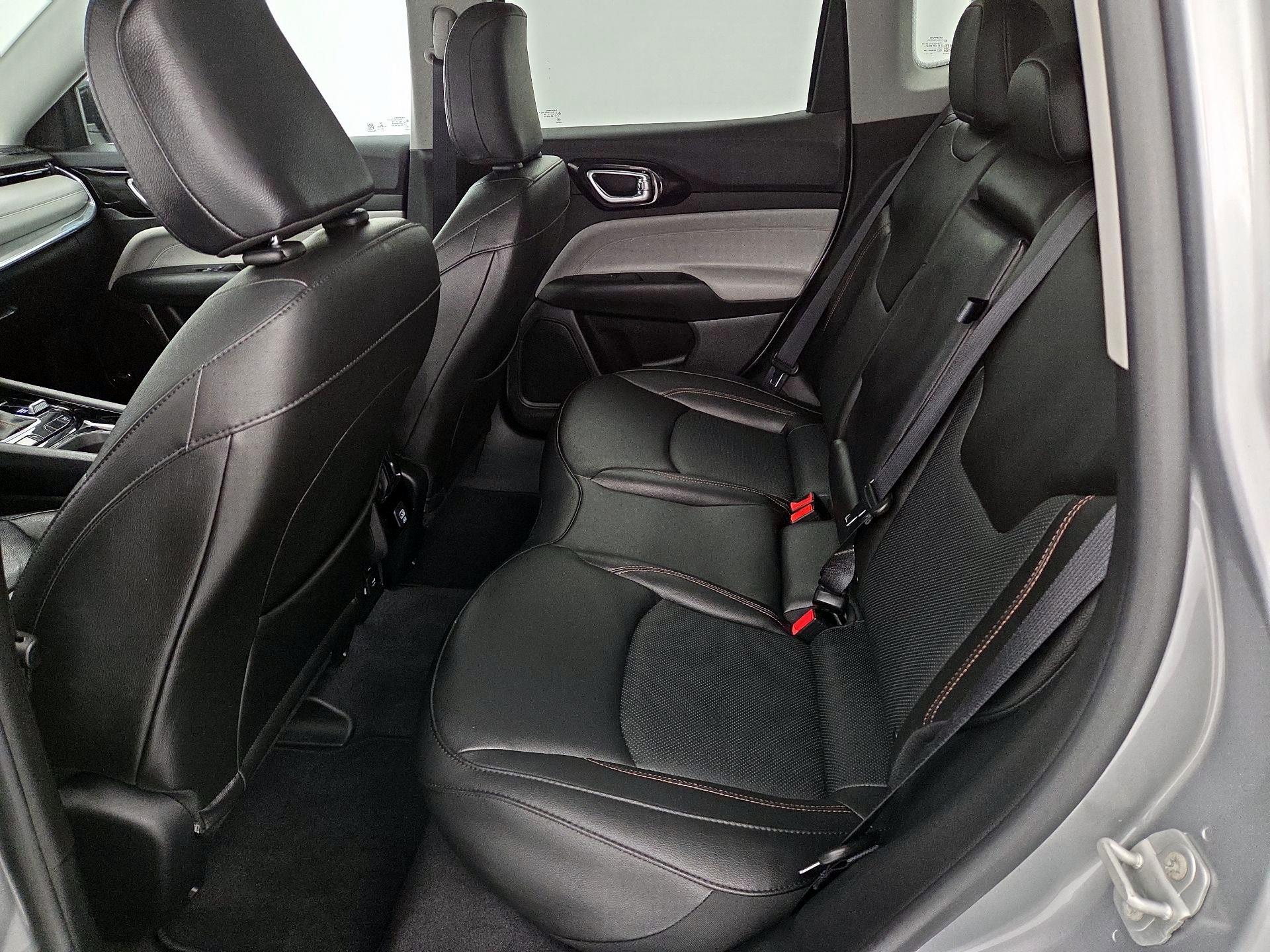 Thumbnail: 2022 Jeep Compass - 20