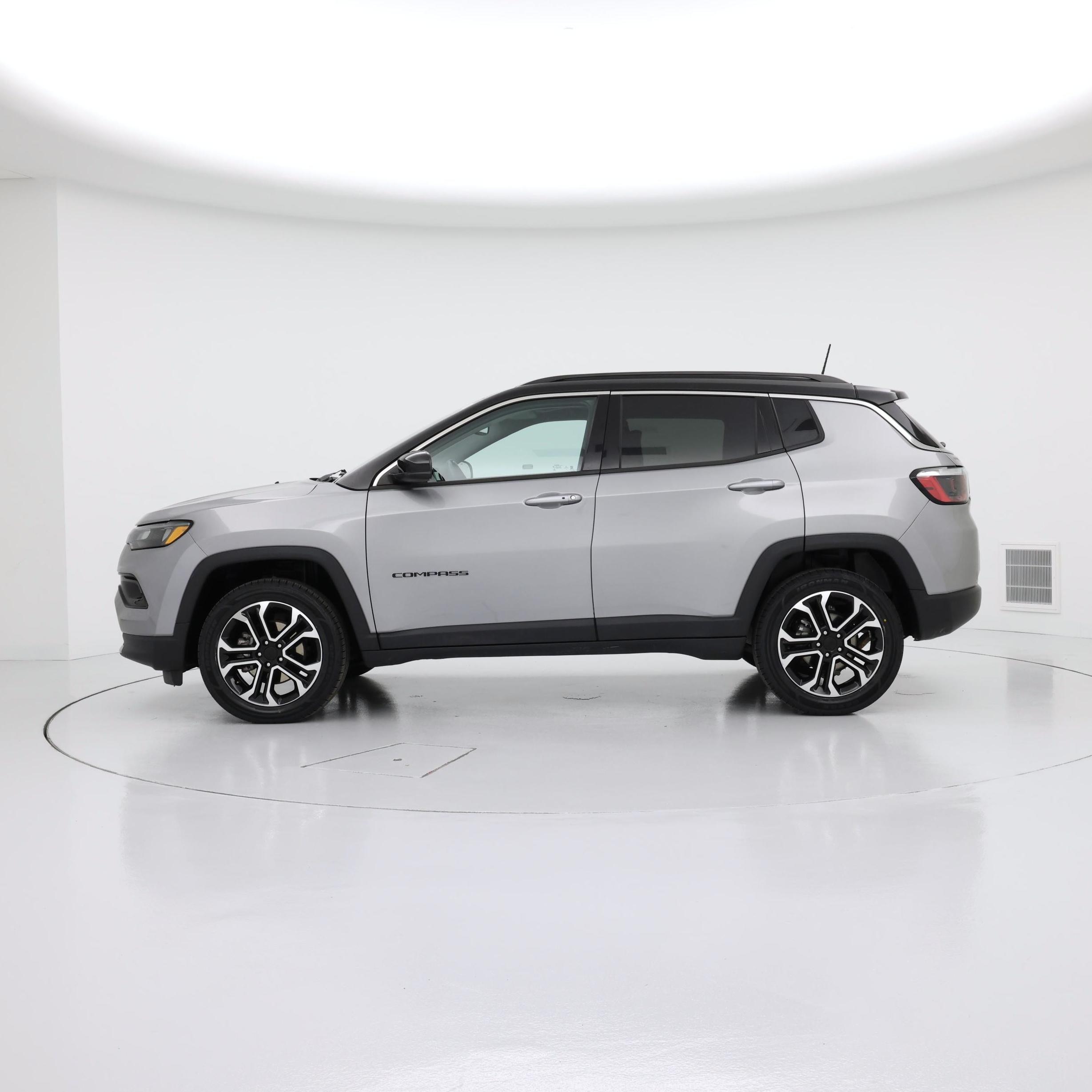 Thumbnail: 2022 Jeep Compass - 3