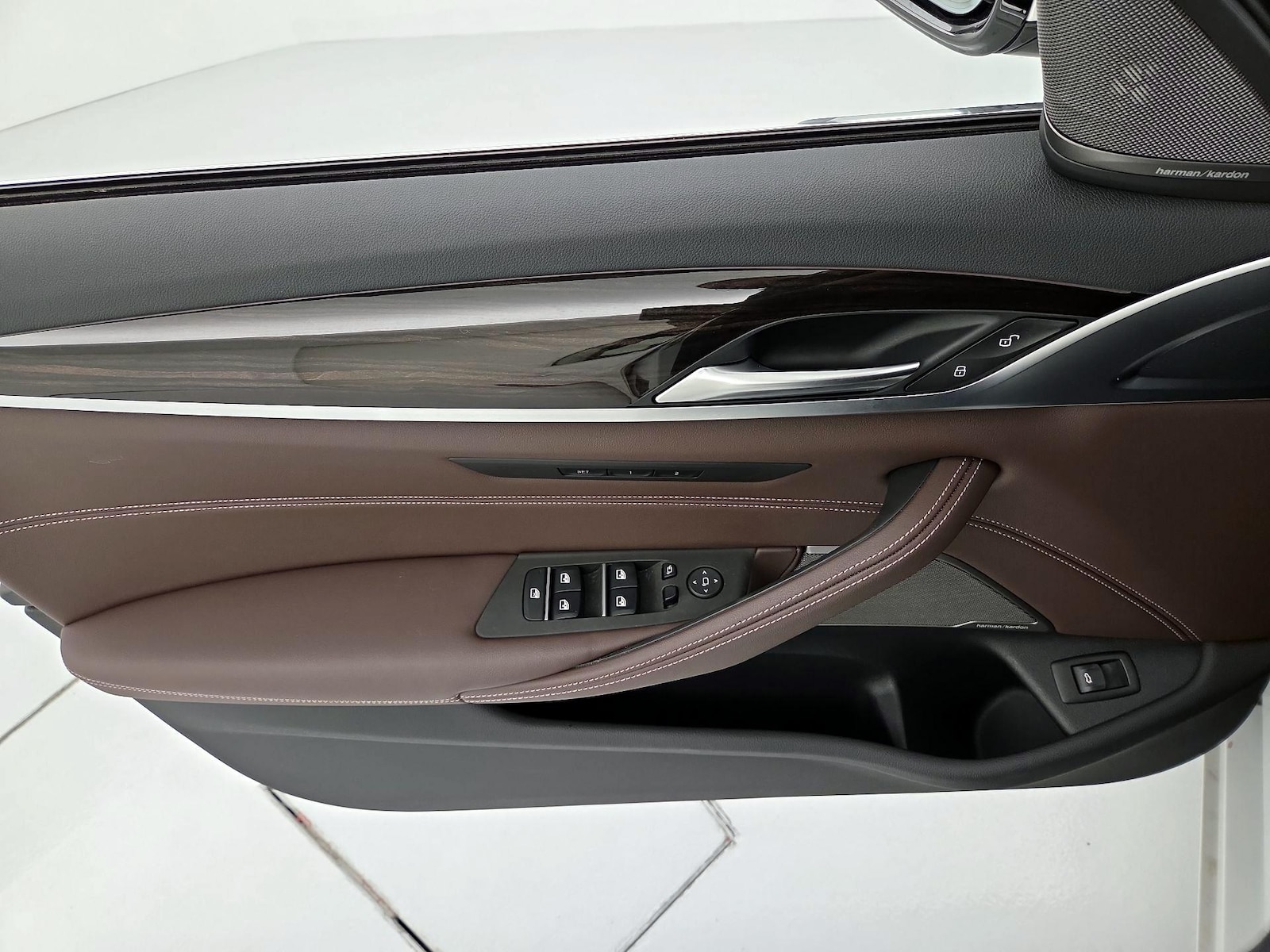 2021 BMW 5 Series 530i - Photo 13