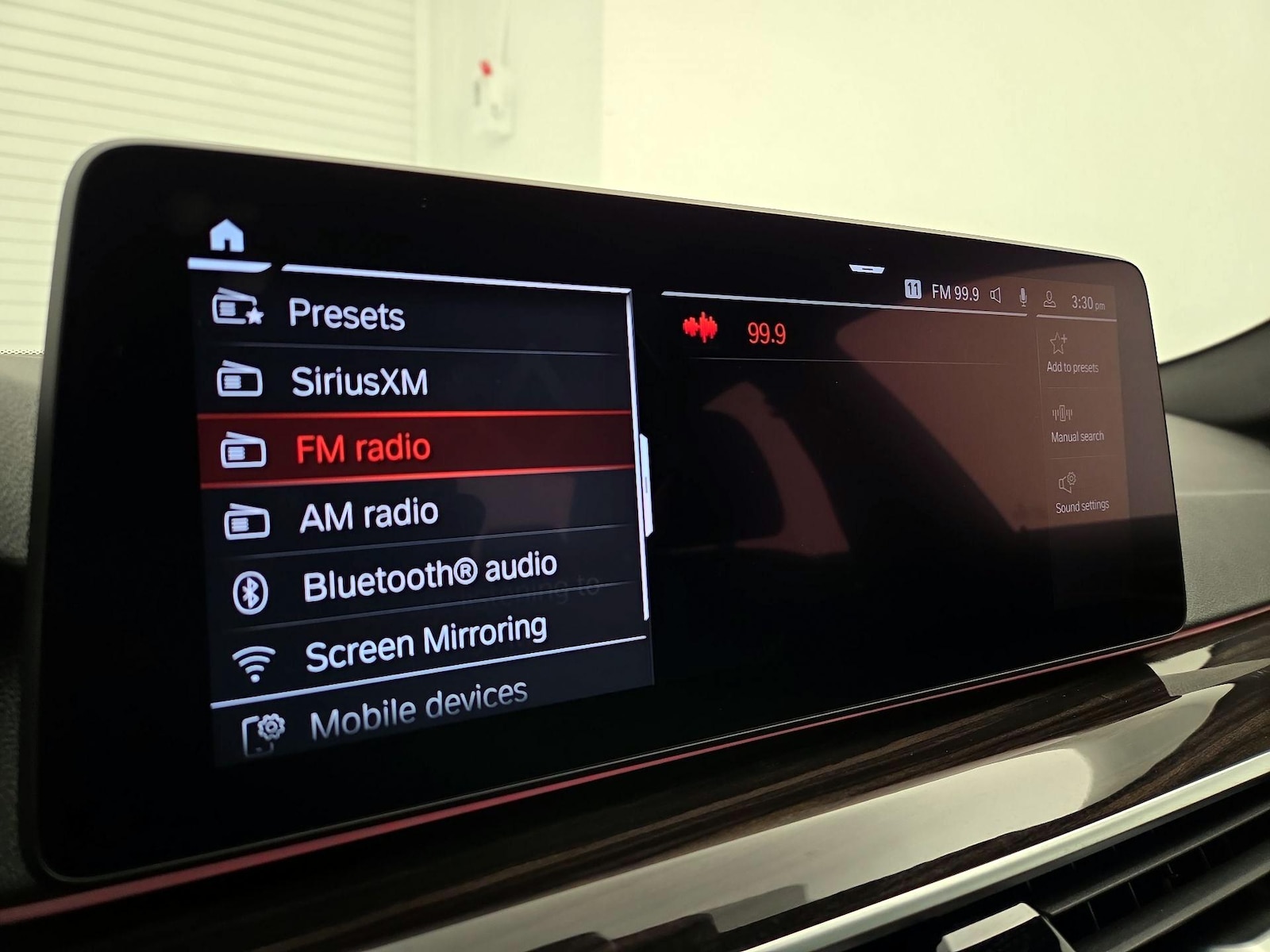 2021 BMW 5 Series 530i - Photo 17